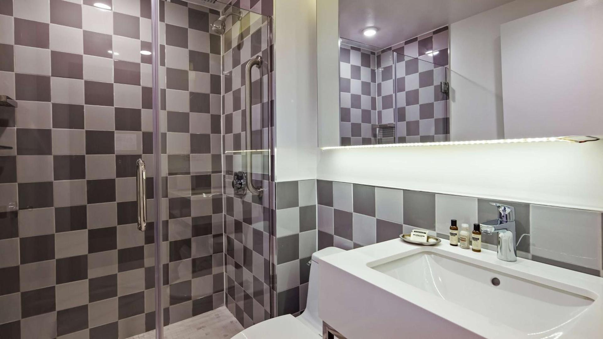 Best Western Premier Empire State Hotel photo 19