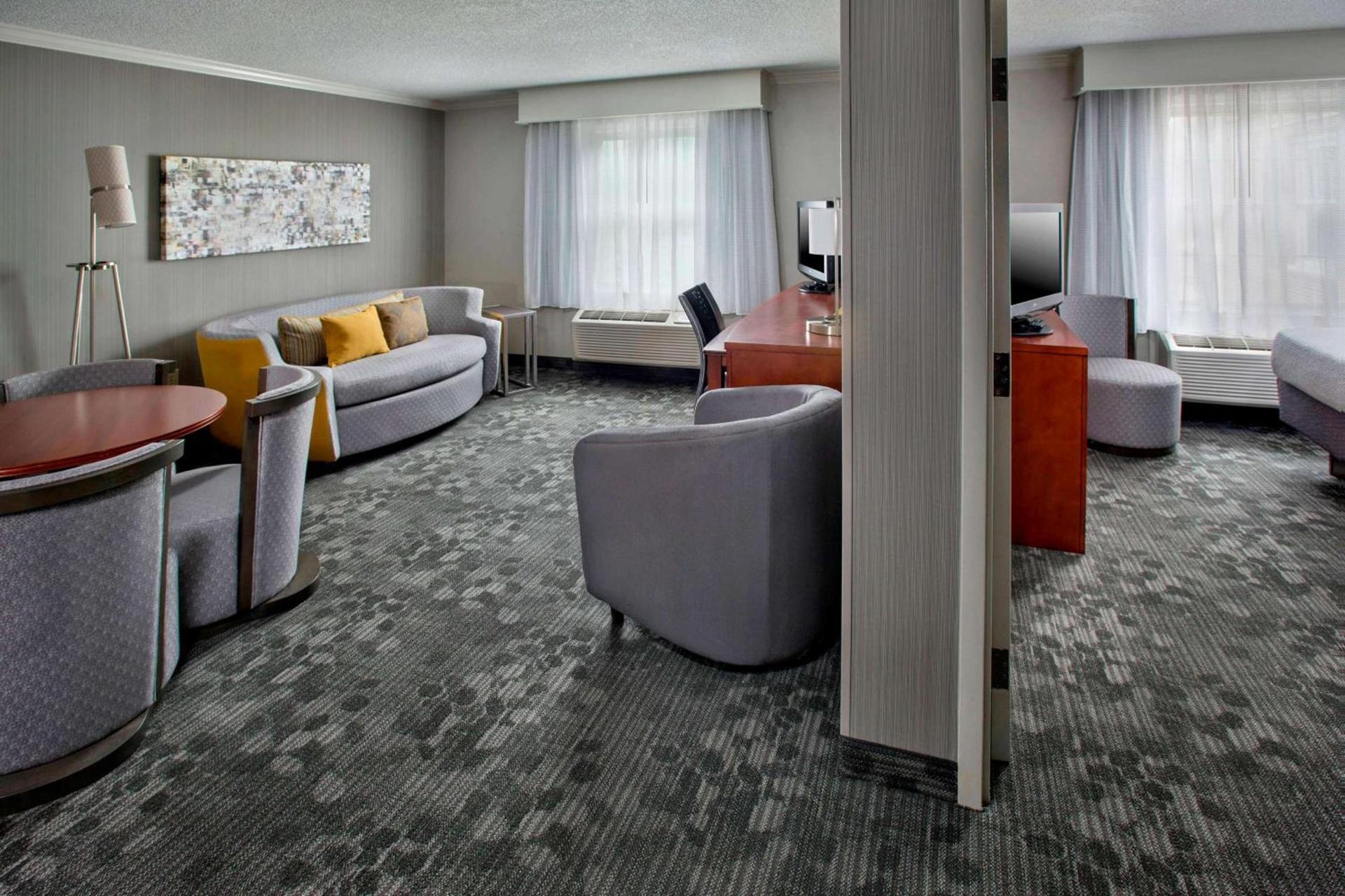 Sonesta Select Tinton Falls Eatontown photo 6