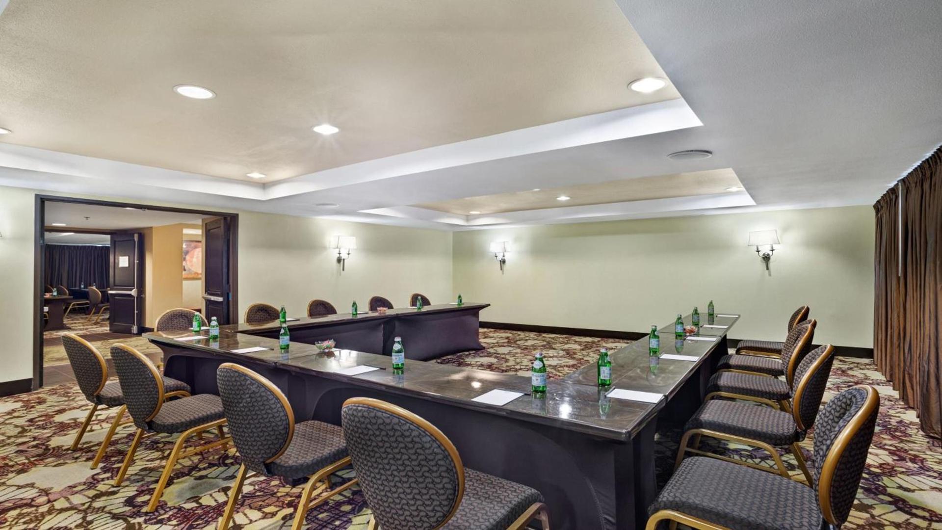 Crowne Plaza Houston Galleria Area by IHG photo 44