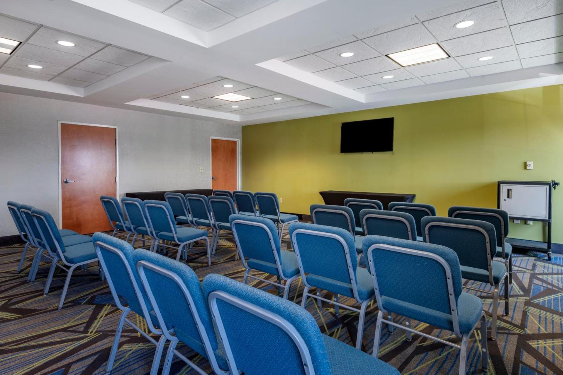 Holiday Inn Express Charlotte West - Gastonia by IHG photo 14