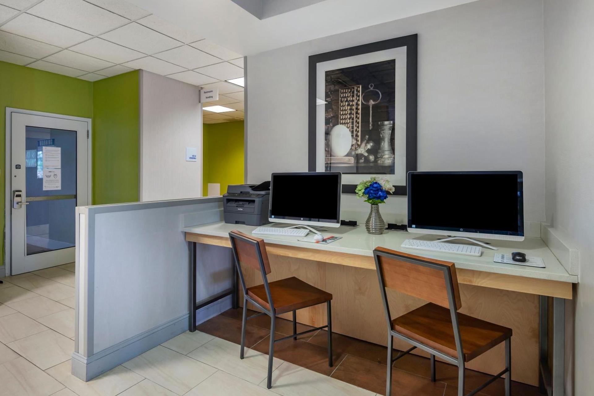 Holiday Inn Express Charlotte West - Gastonia by IHG photo 7