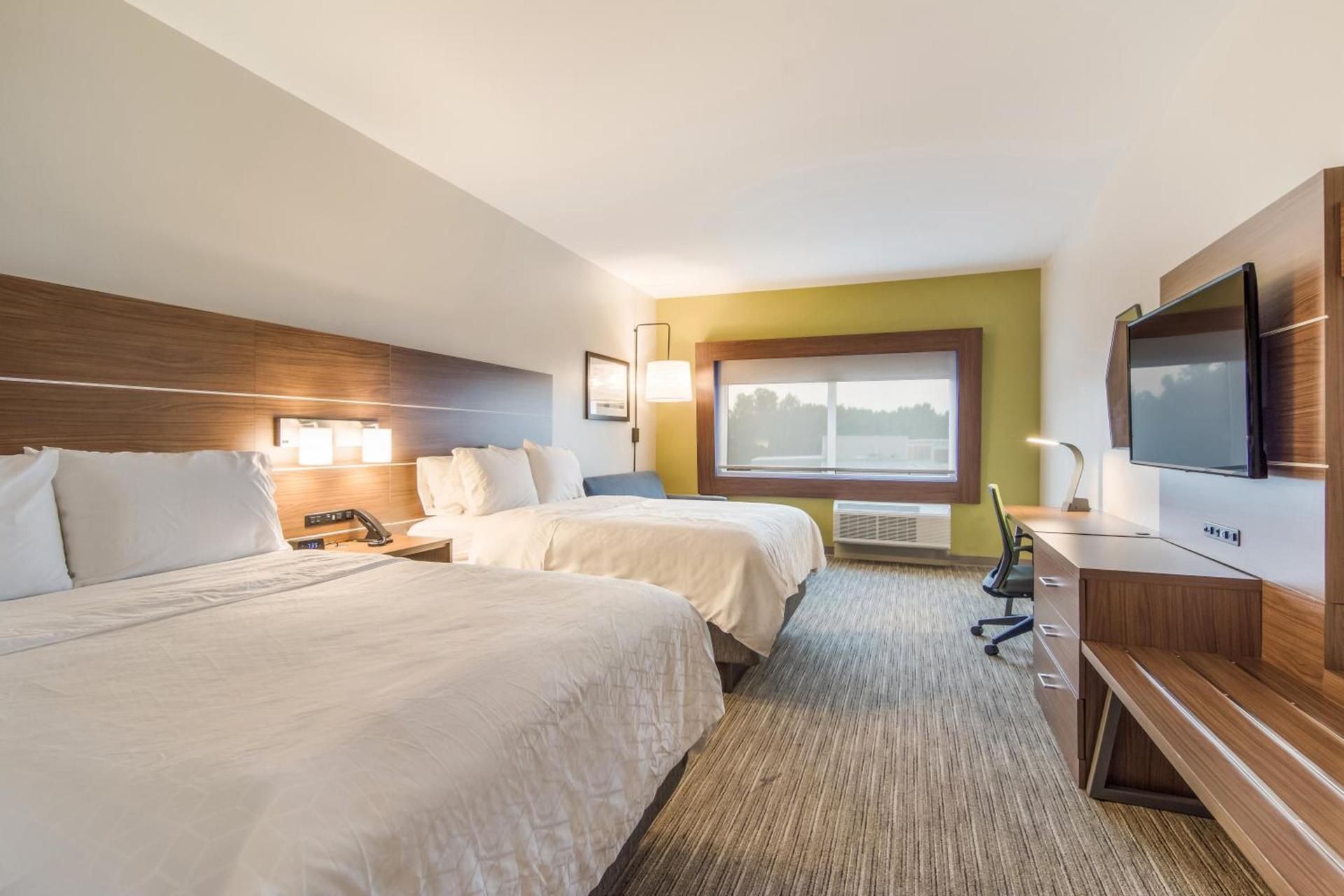 Holiday Inn Express & Suites - Asheboro by IHG photo 42