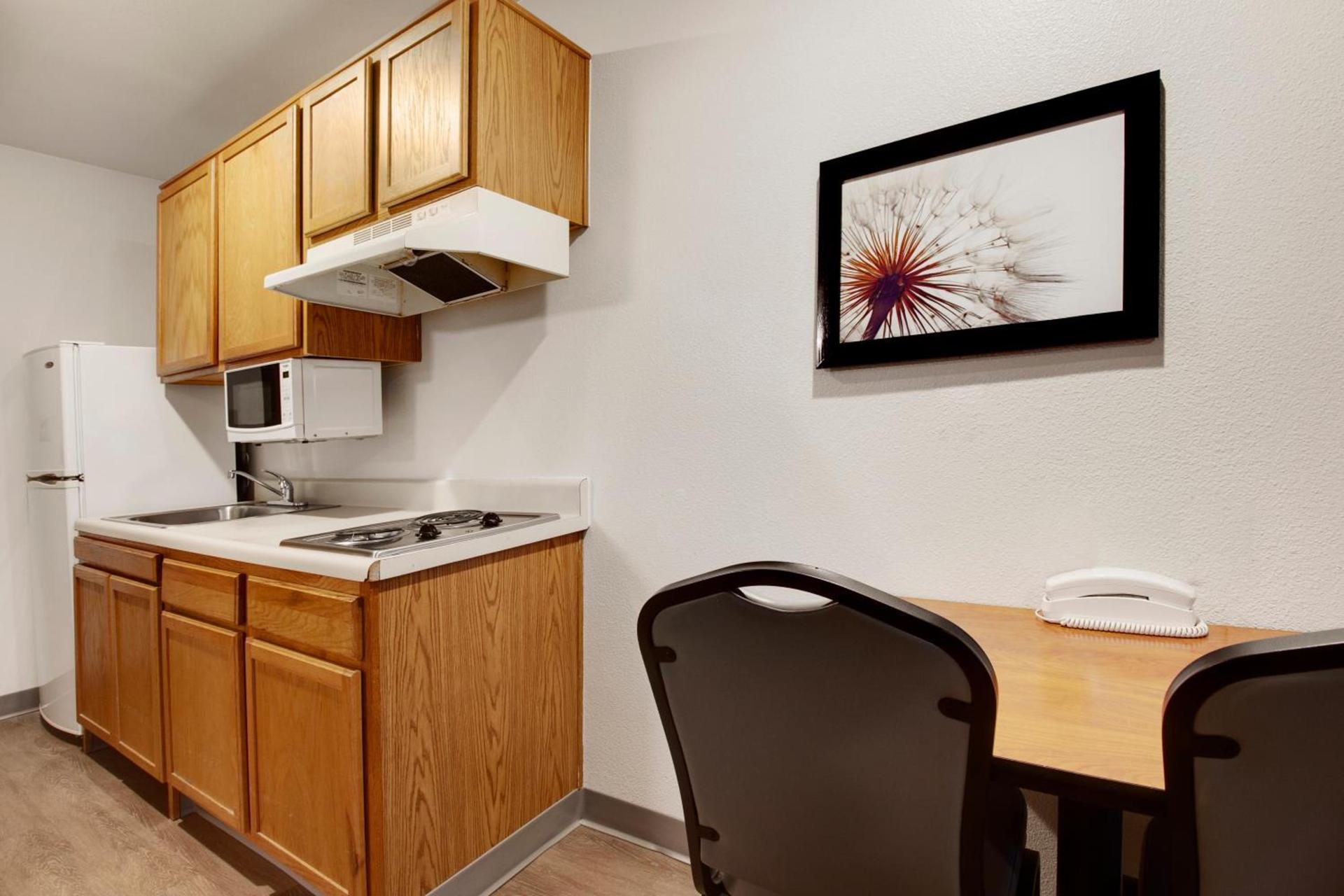 WoodSpring Suites Houston Willowbrook photo 29