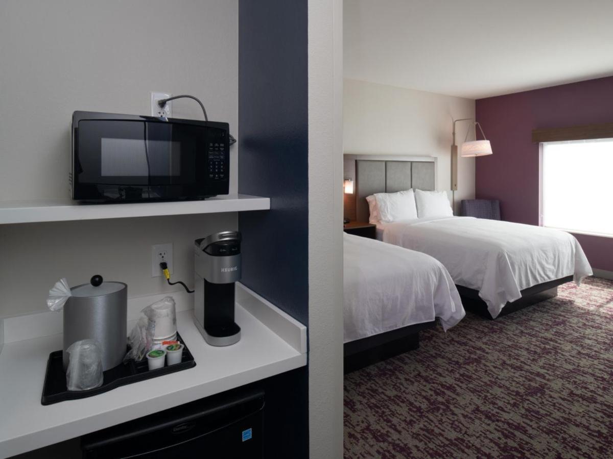 Holiday Inn Express & Suites - Little Rock Downtown by IHG photo 3