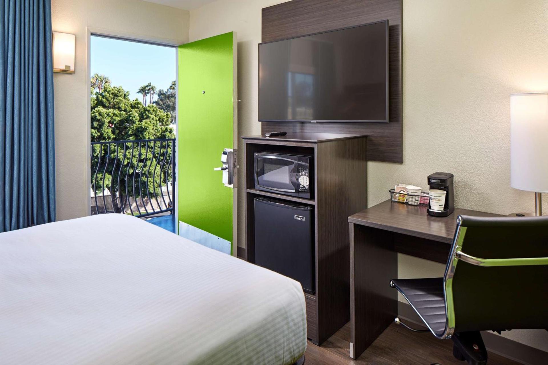 SureStay Hotel by Best Western San Diego Pacific Beach photo 7
