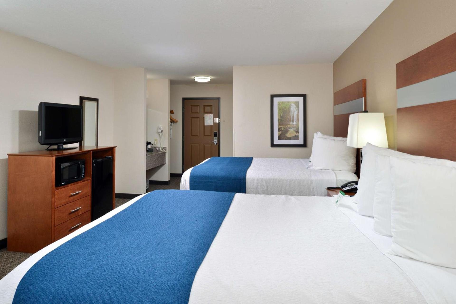 Best Western Big Spring Lodge photo 25
