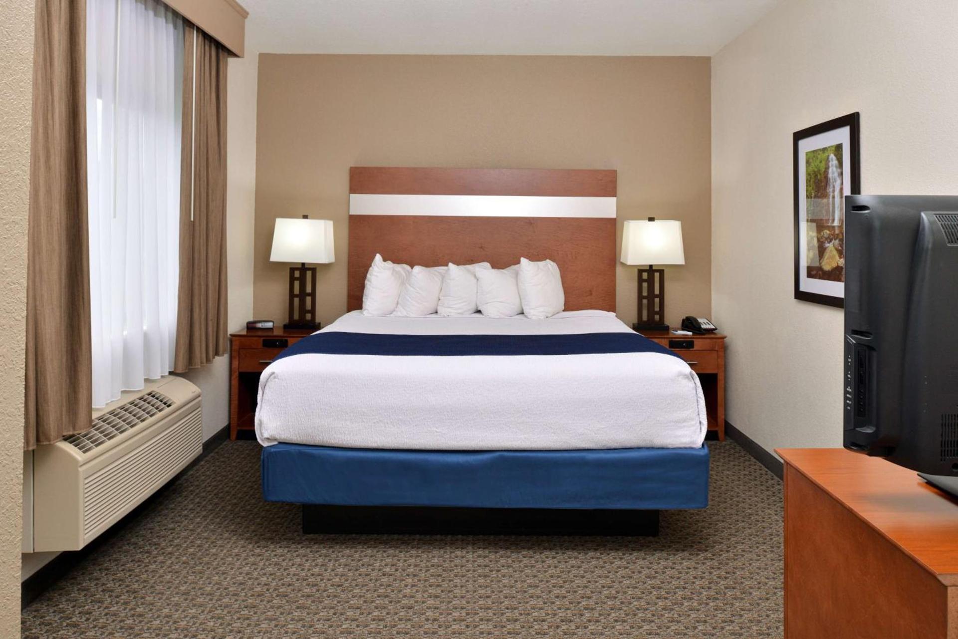 Best Western Big Spring Lodge photo 27