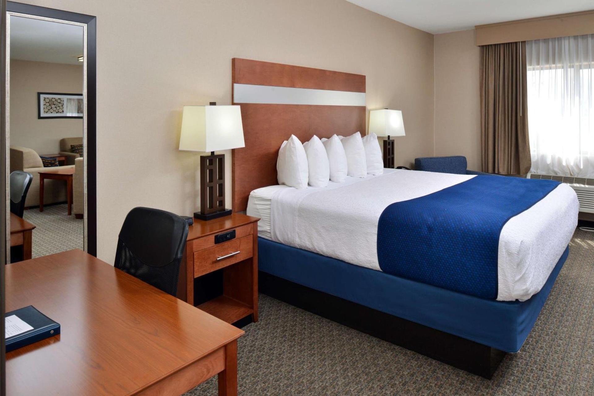 Best Western Big Spring Lodge photo 30