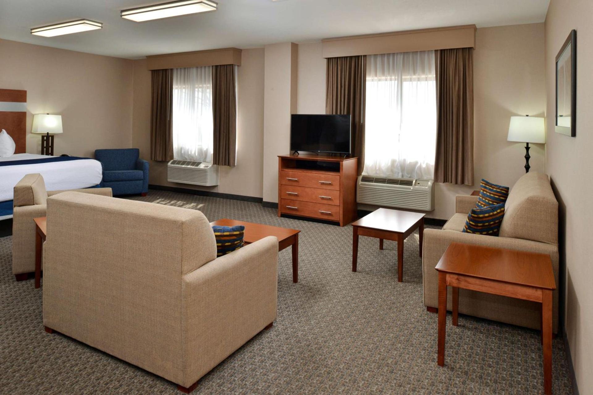 Best Western Big Spring Lodge photo 29