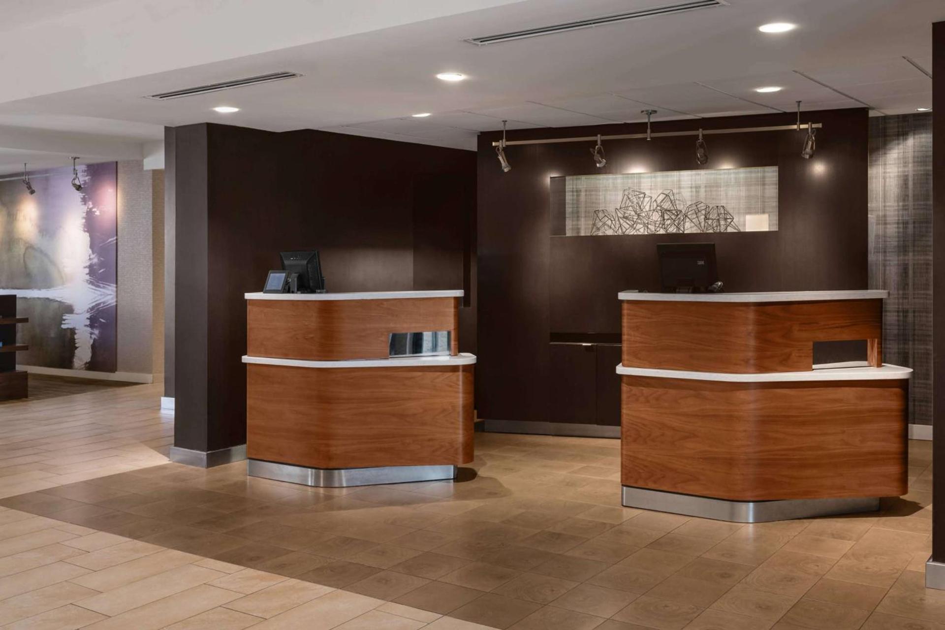 Sonesta Select Newport Middletown photo 5