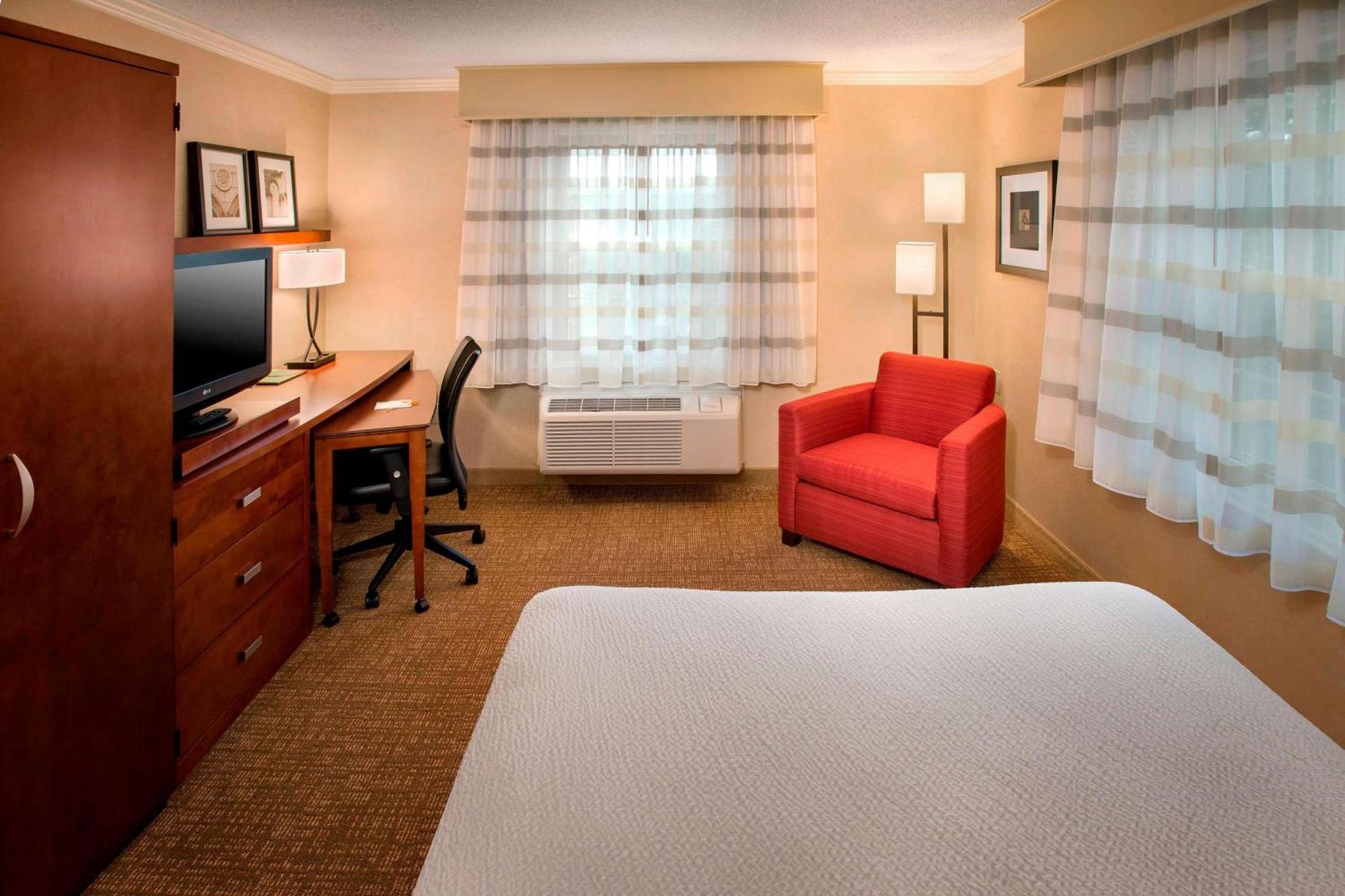 Sonesta Select Boston Danvers photo 6