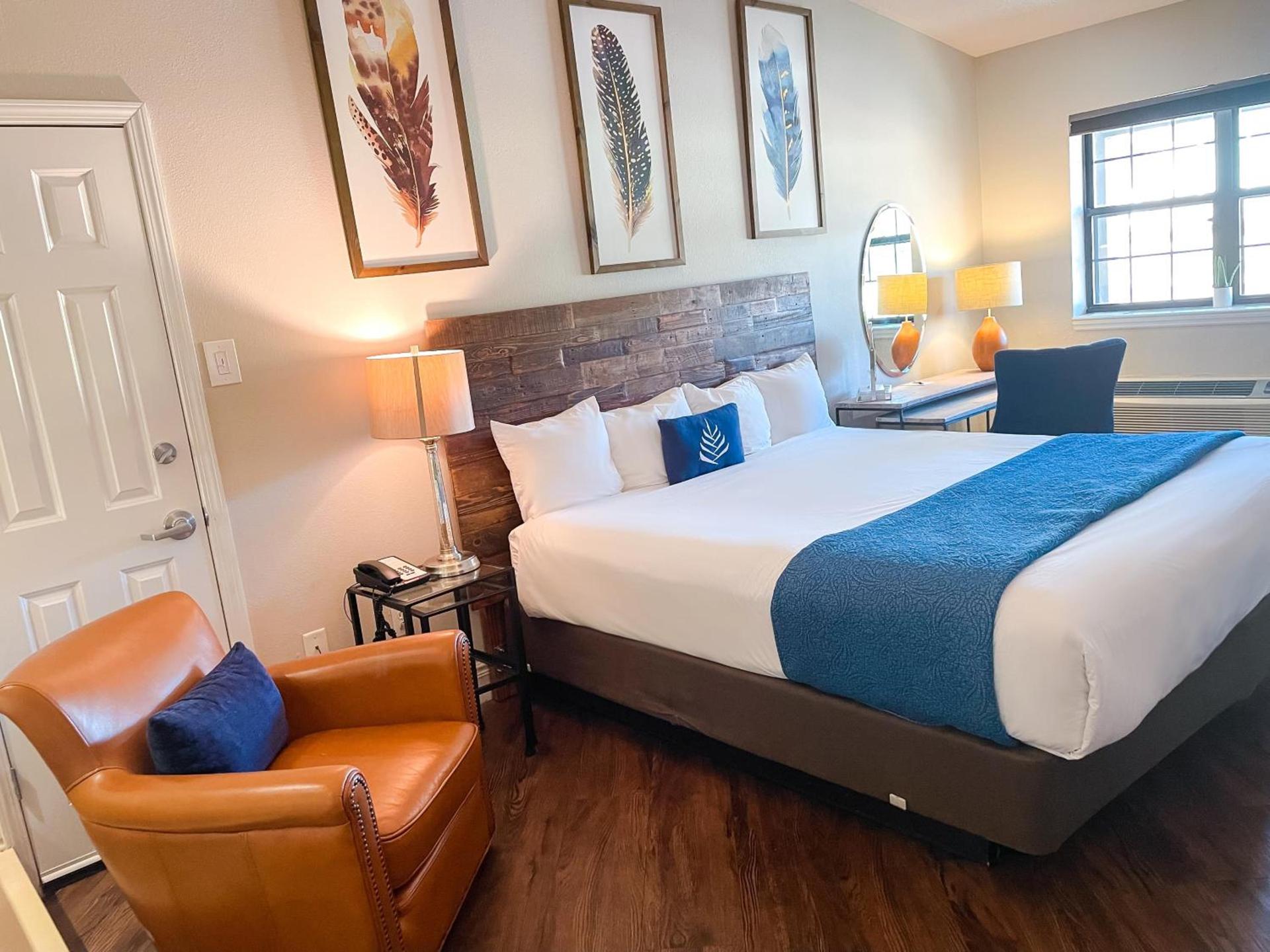 PINEMARK Inn Suites Events photo 41