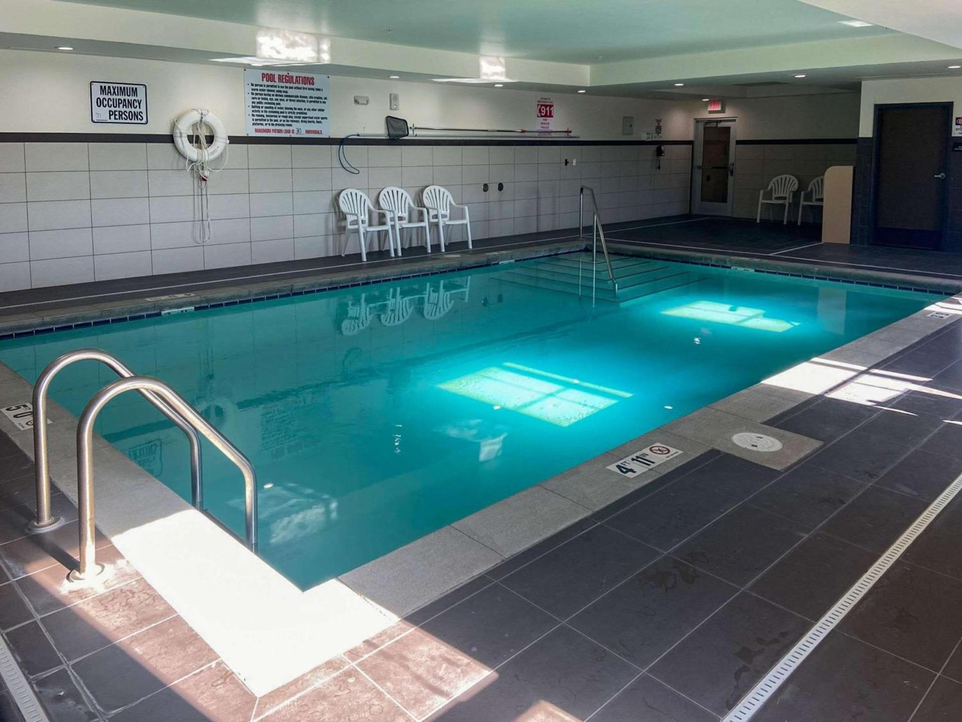 Comfort Suites West Omaha photo 4