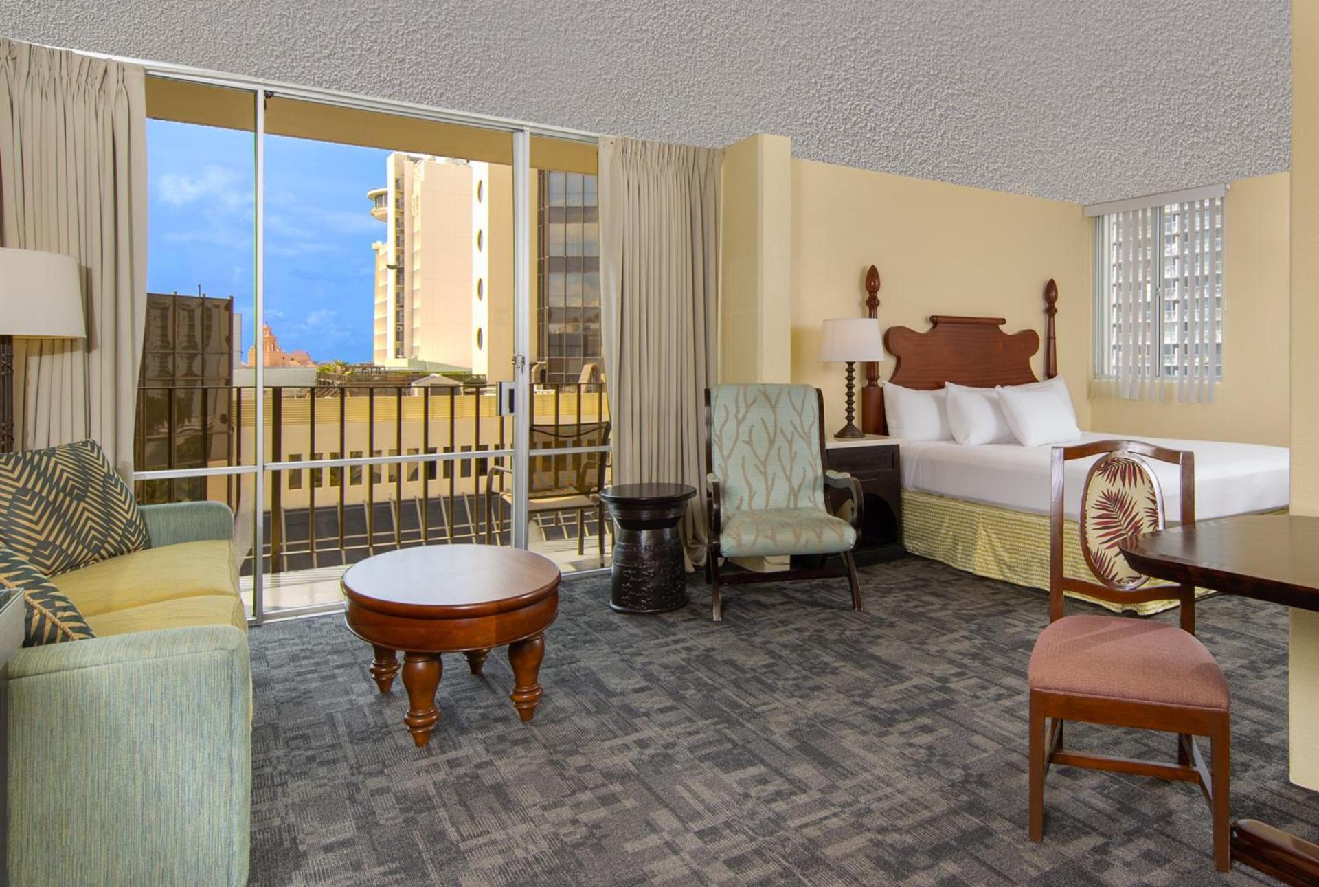 Ohia Waikiki Studio Suites photo 32