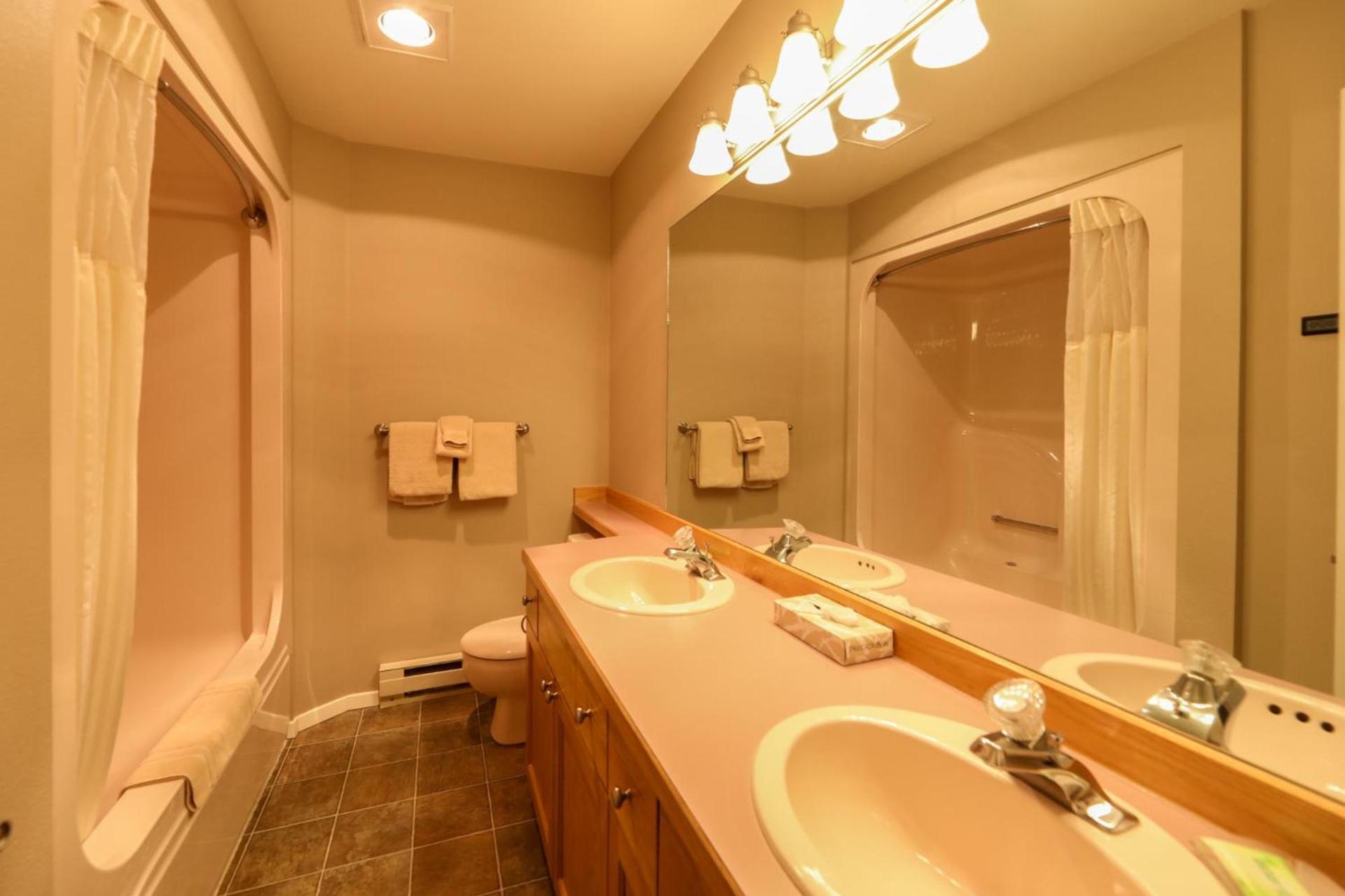 Meadow Lake Resort & Condos photo 2