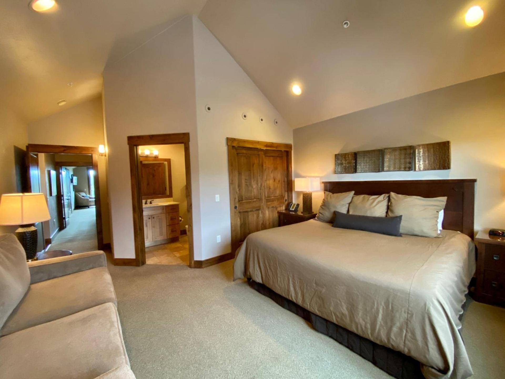 Meadow Lake Resort & Condos photo 78