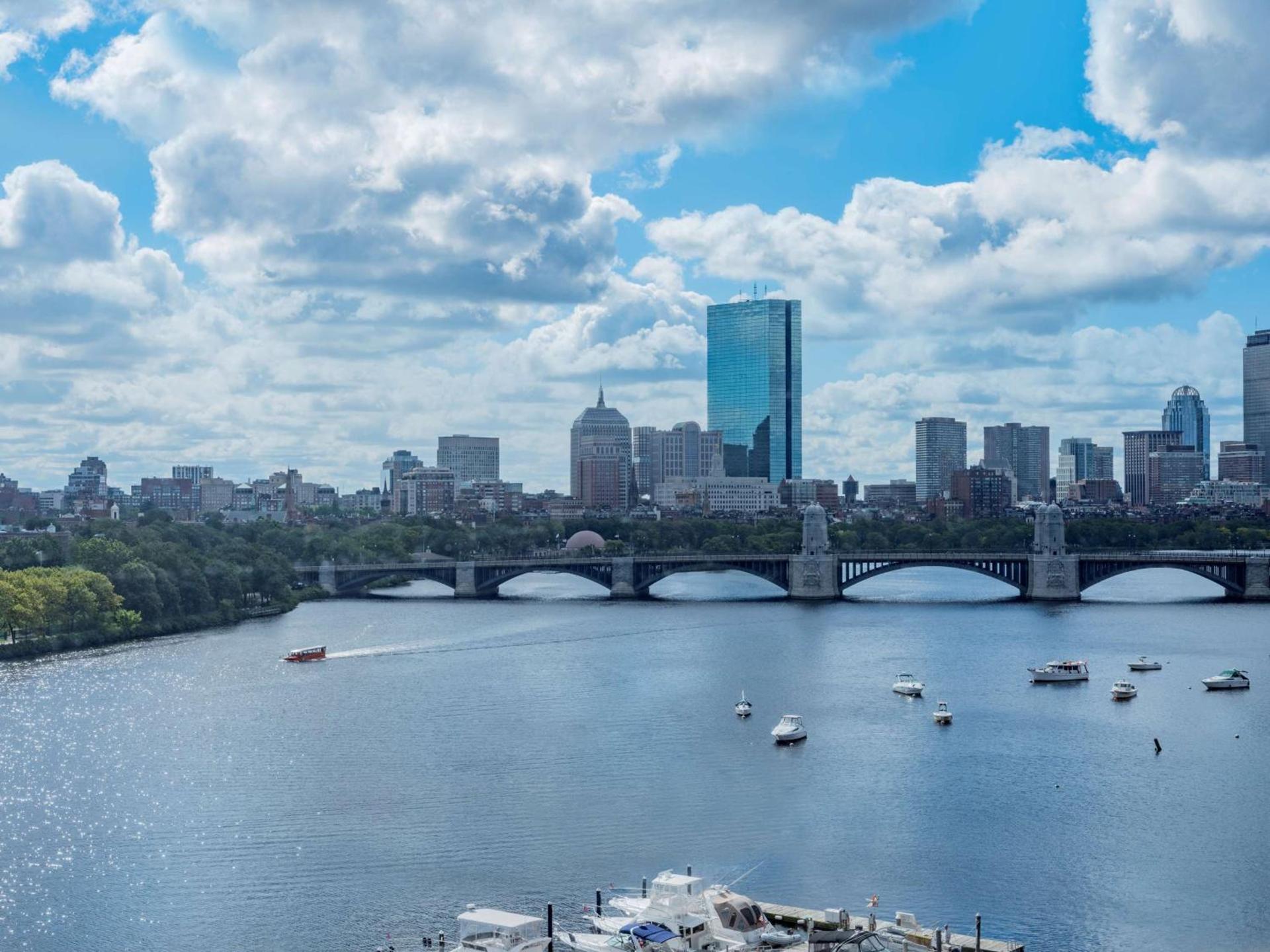 The Royal Sonesta Boston photo 44