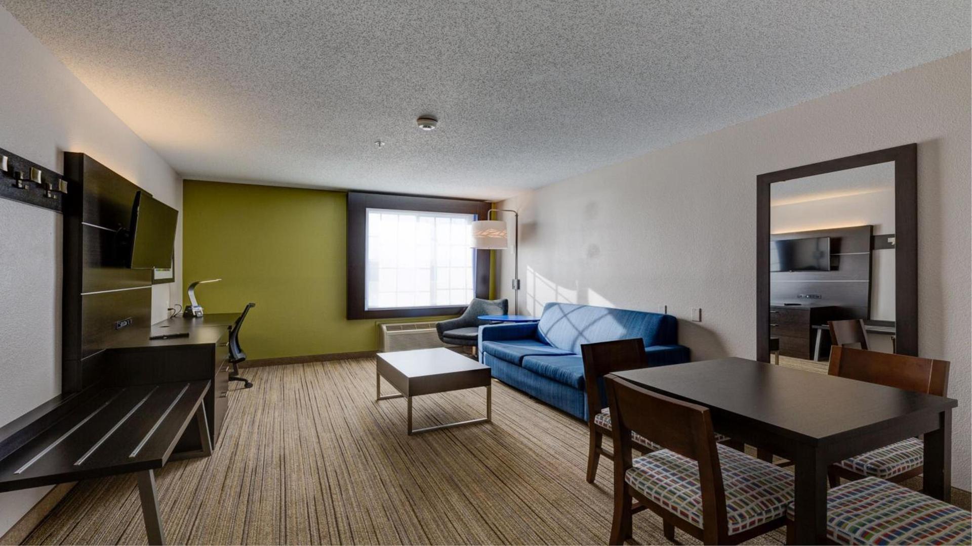 Holiday Inn Express & Suites Ashtabula-Geneva by IHG photo 39