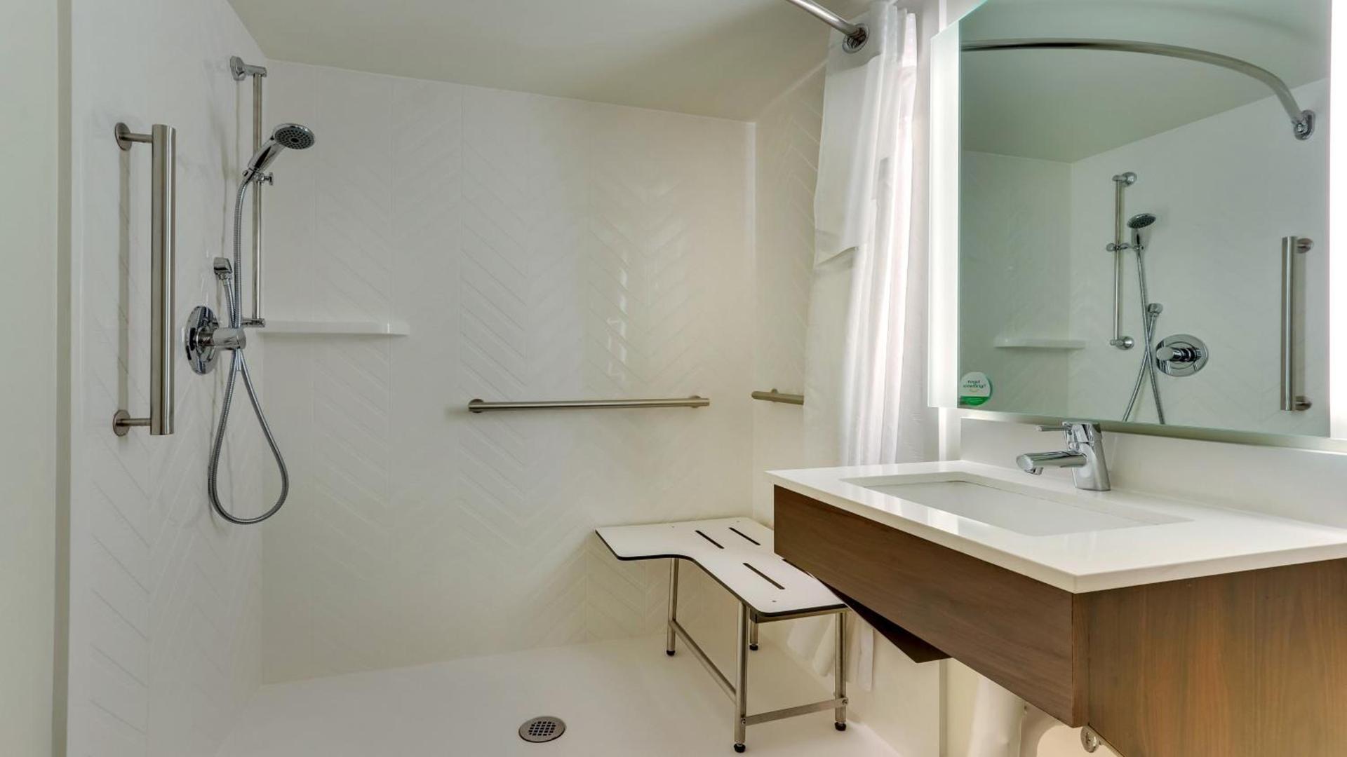 Holiday Inn Staunton Conference Center by IHG photo 6