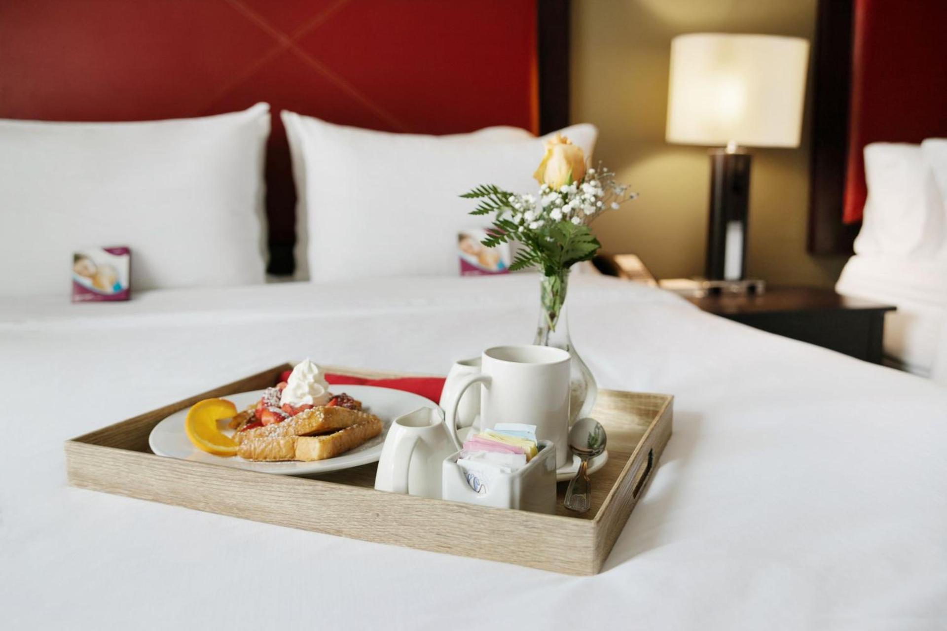 Crowne Plaza Houston Galleria Area by IHG photo 4