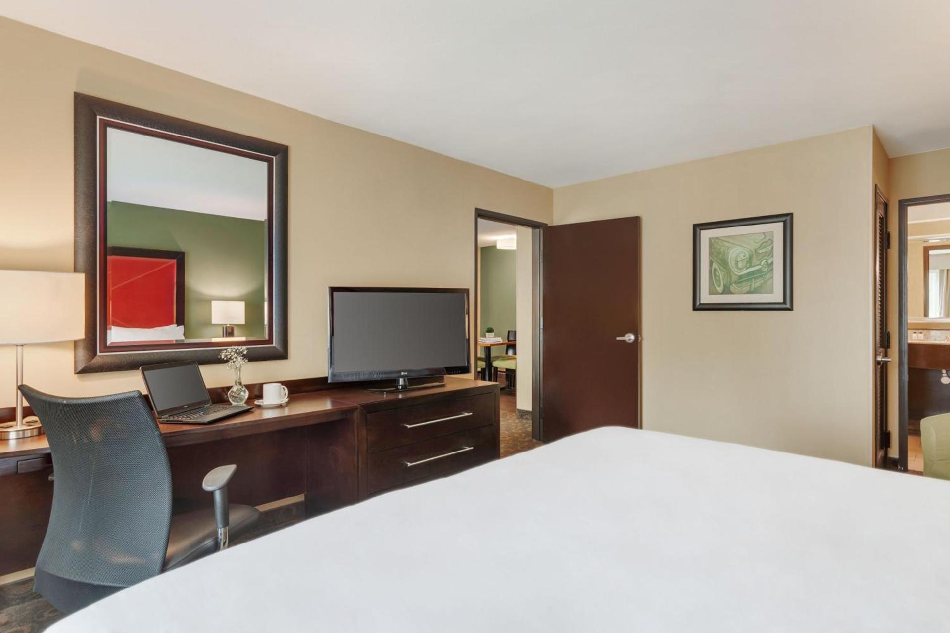 Crowne Plaza Houston Galleria Area by IHG photo 5