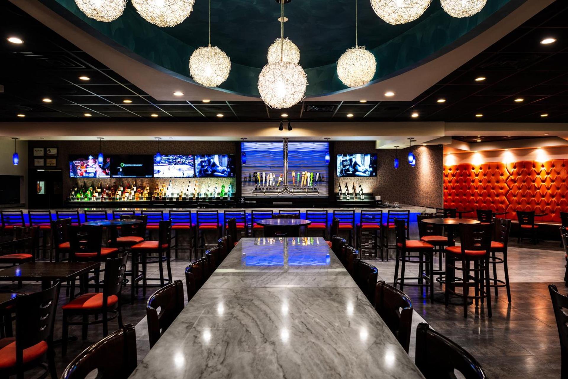 Holiday Inn Newark International Airport photo 29