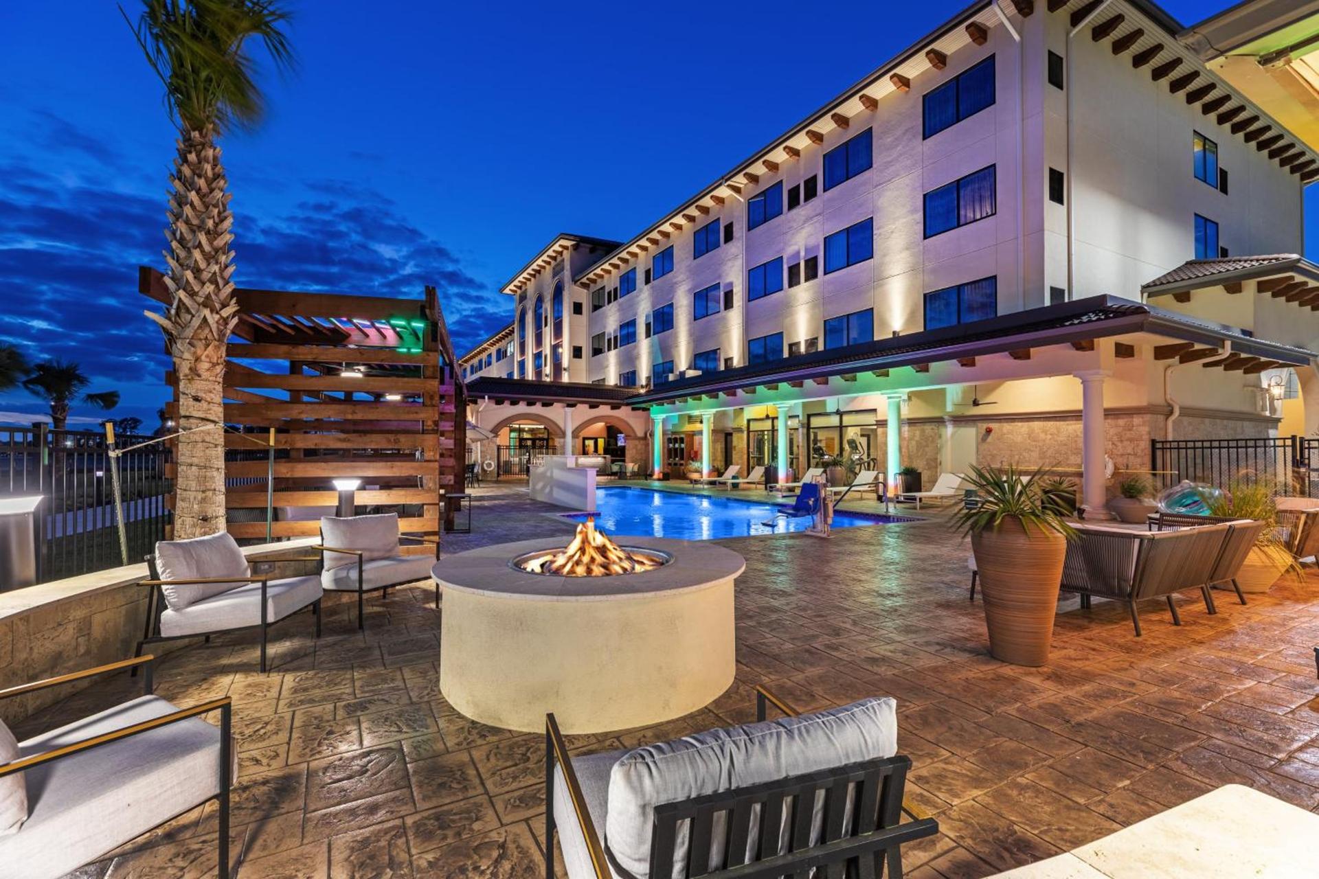 Hotel Indigo Spring - Woodlands Area by IHG photo 59