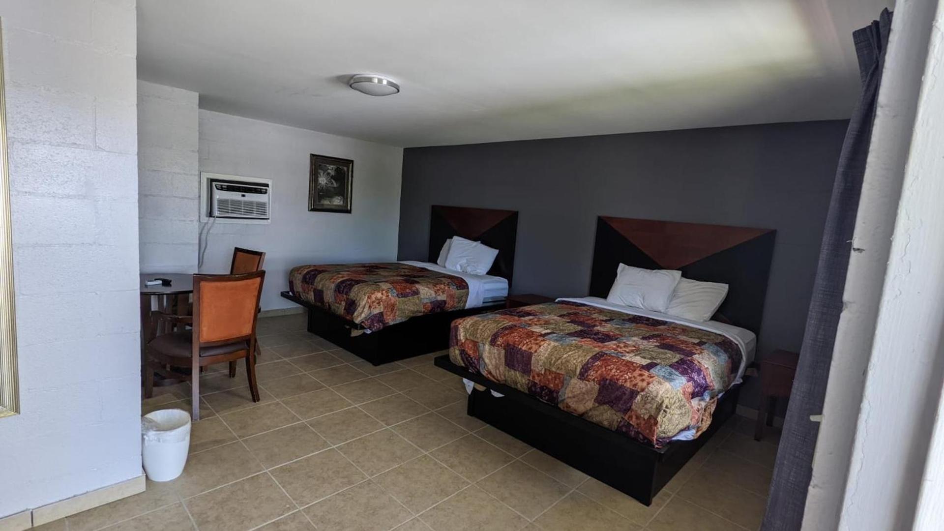 TOCCOA MOTEL photo 9
