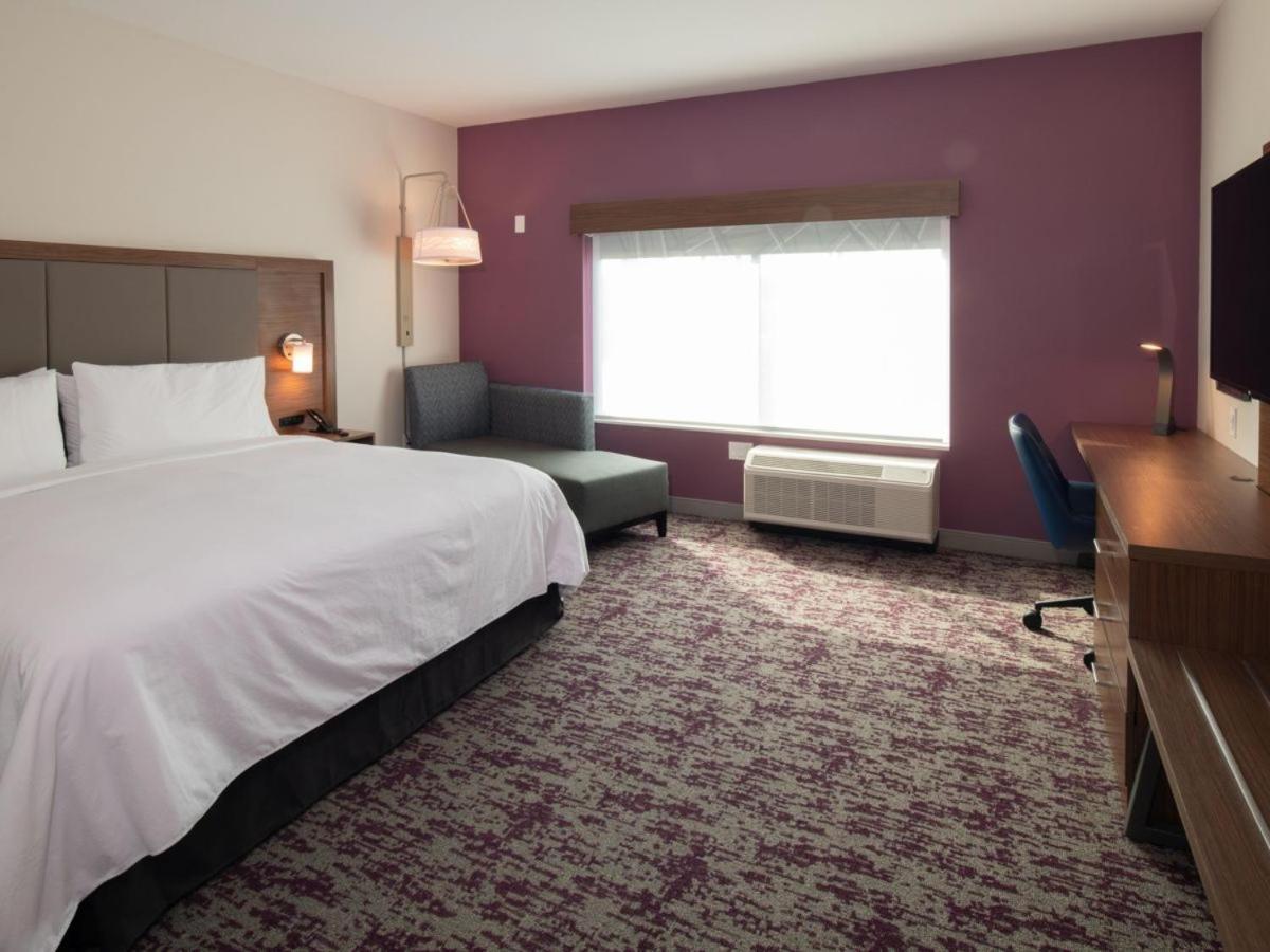 Holiday Inn Express & Suites - Little Rock Downtown by IHG photo 10