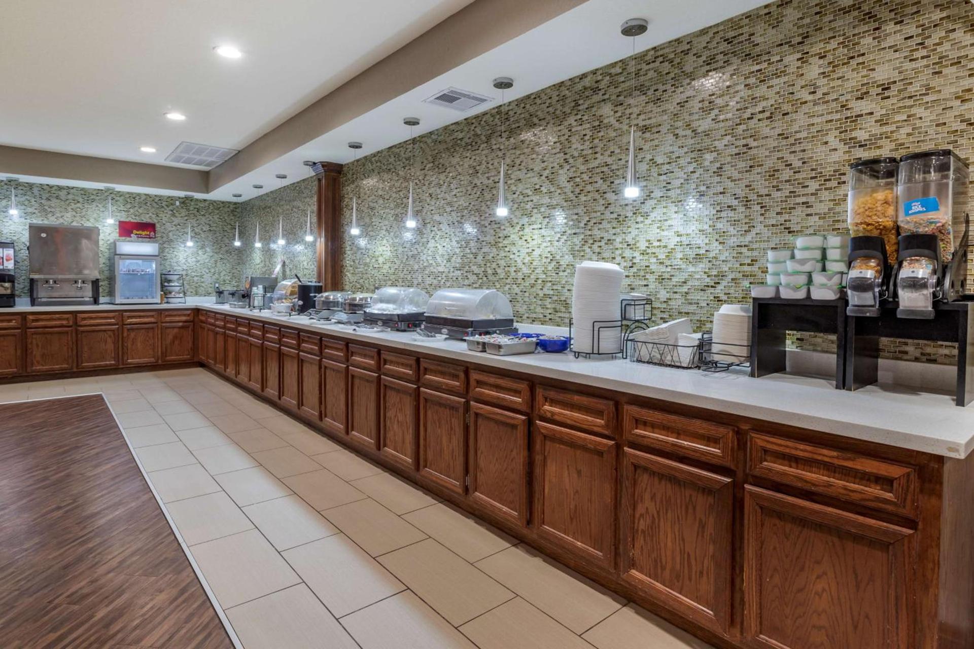 Best Western Plus Galveston Suites photo 23