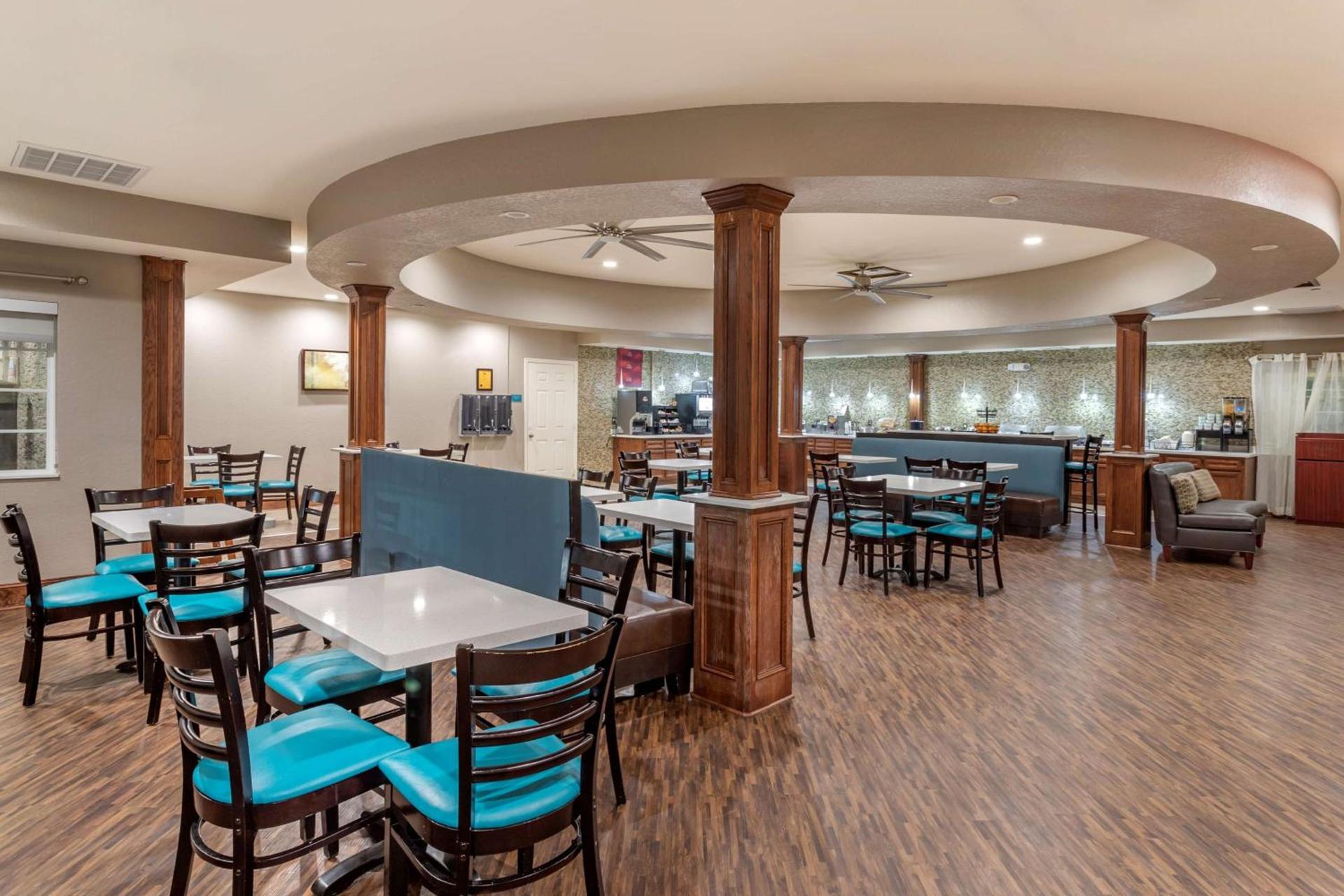 Best Western Plus Galveston Suites photo 3
