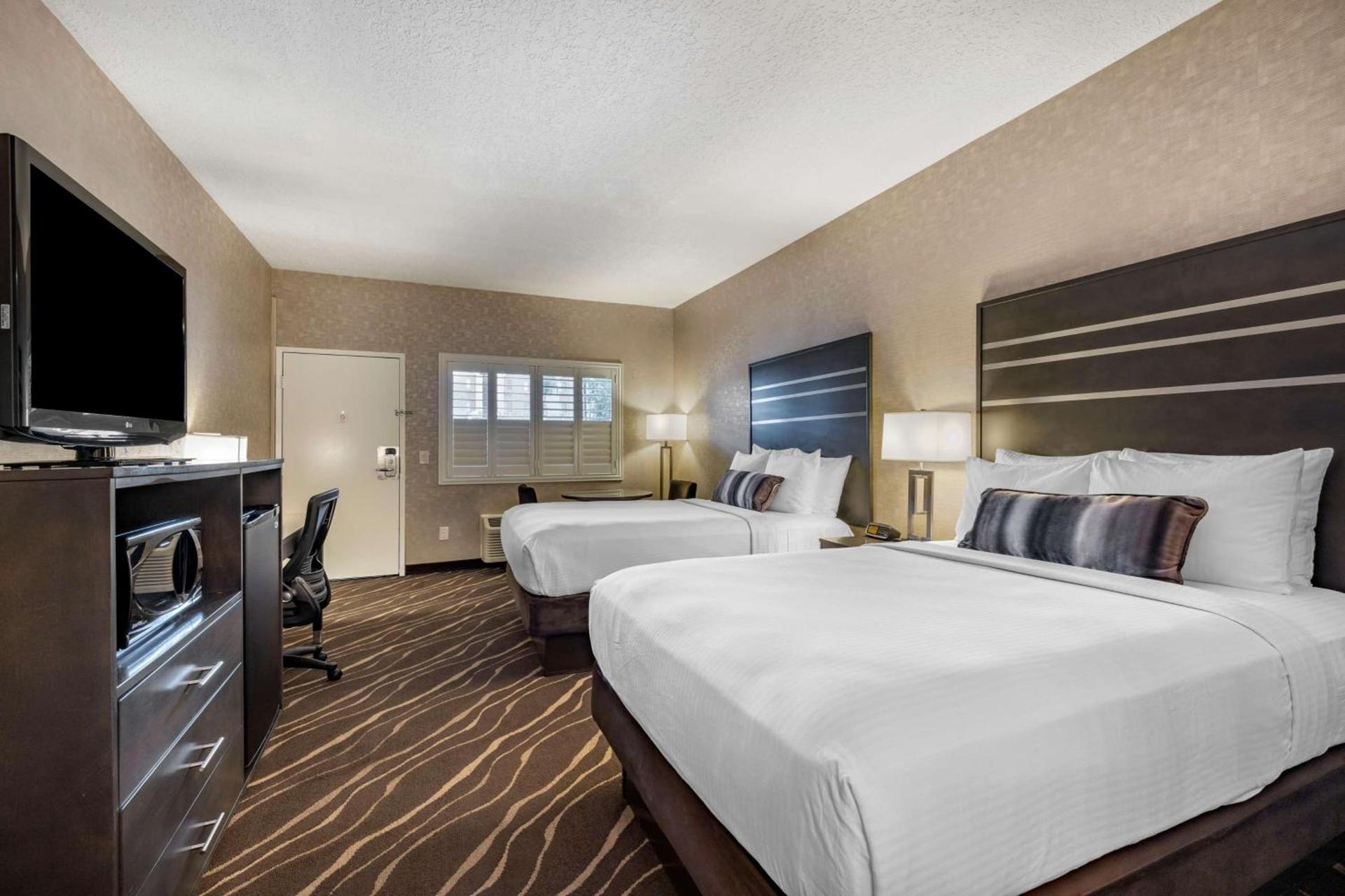 Best Western Plus Park Place Inn - Mini Suites photo 20