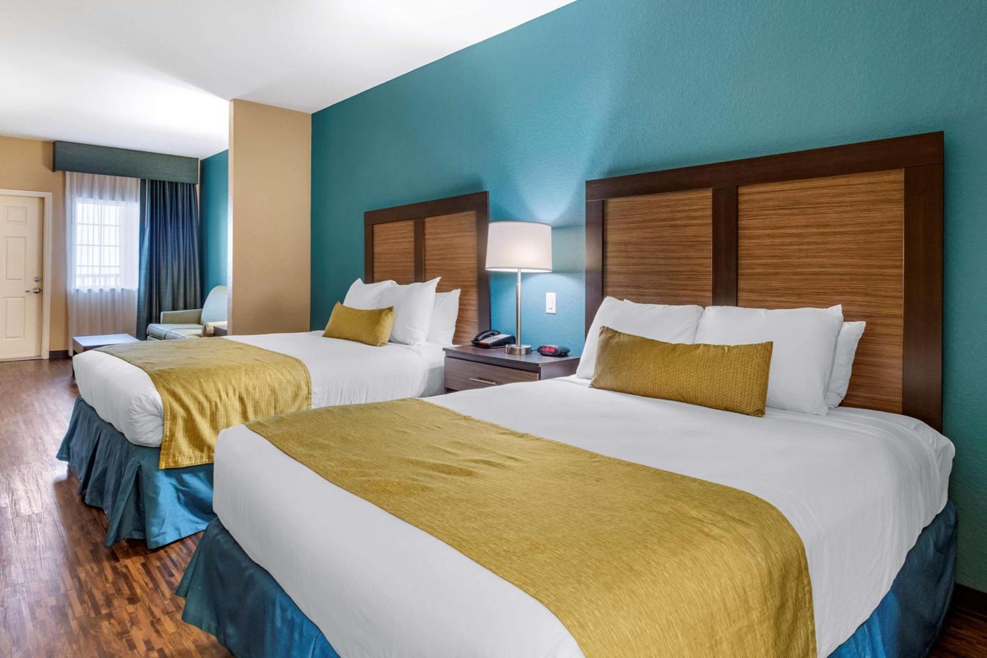 Best Western Plus Galveston Suites photo 4