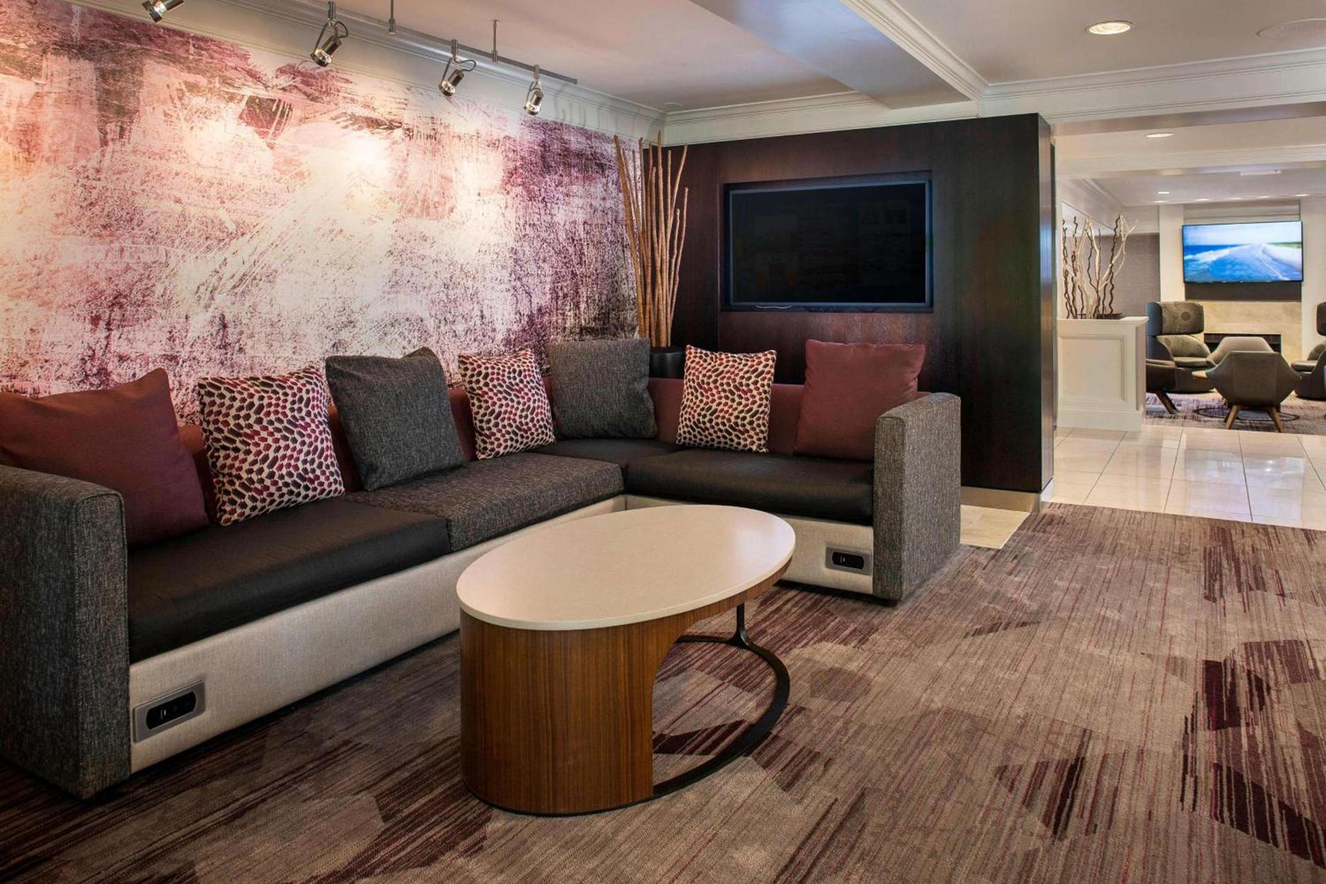 Sonesta Select Boston Lowell Chelmsford photo 3