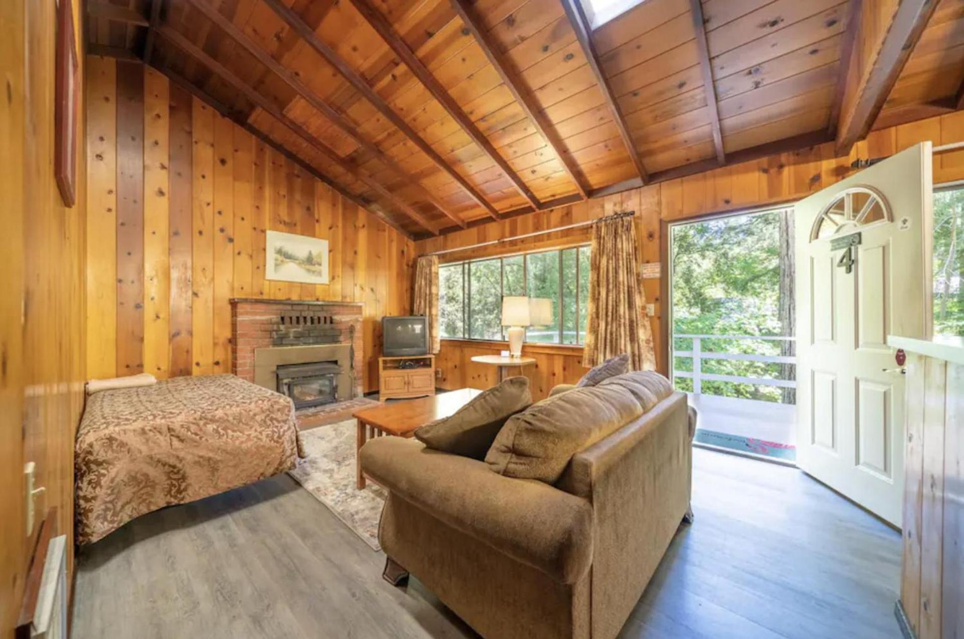 Masoods Lodge photo 12