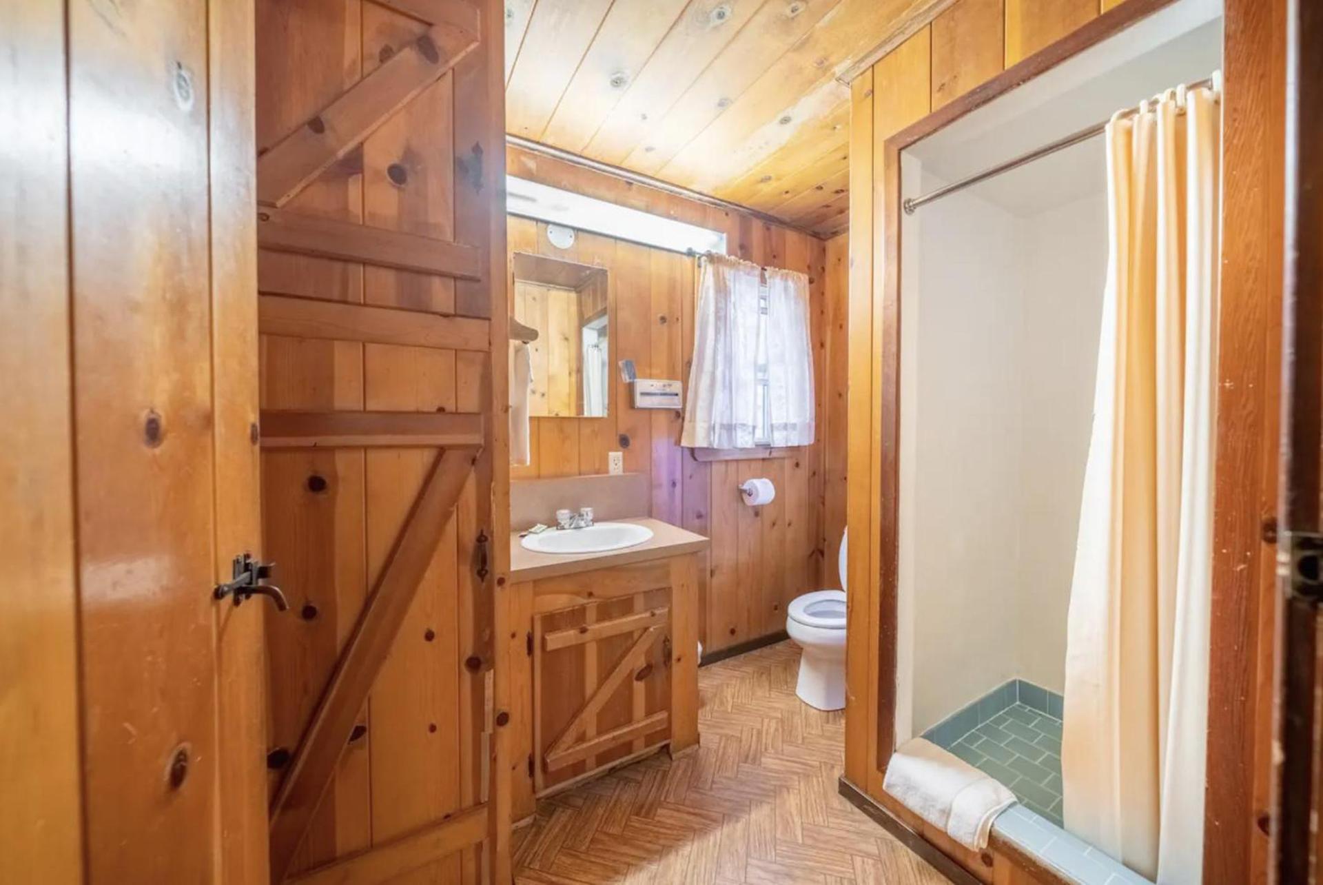 Masoods Lodge photo 38