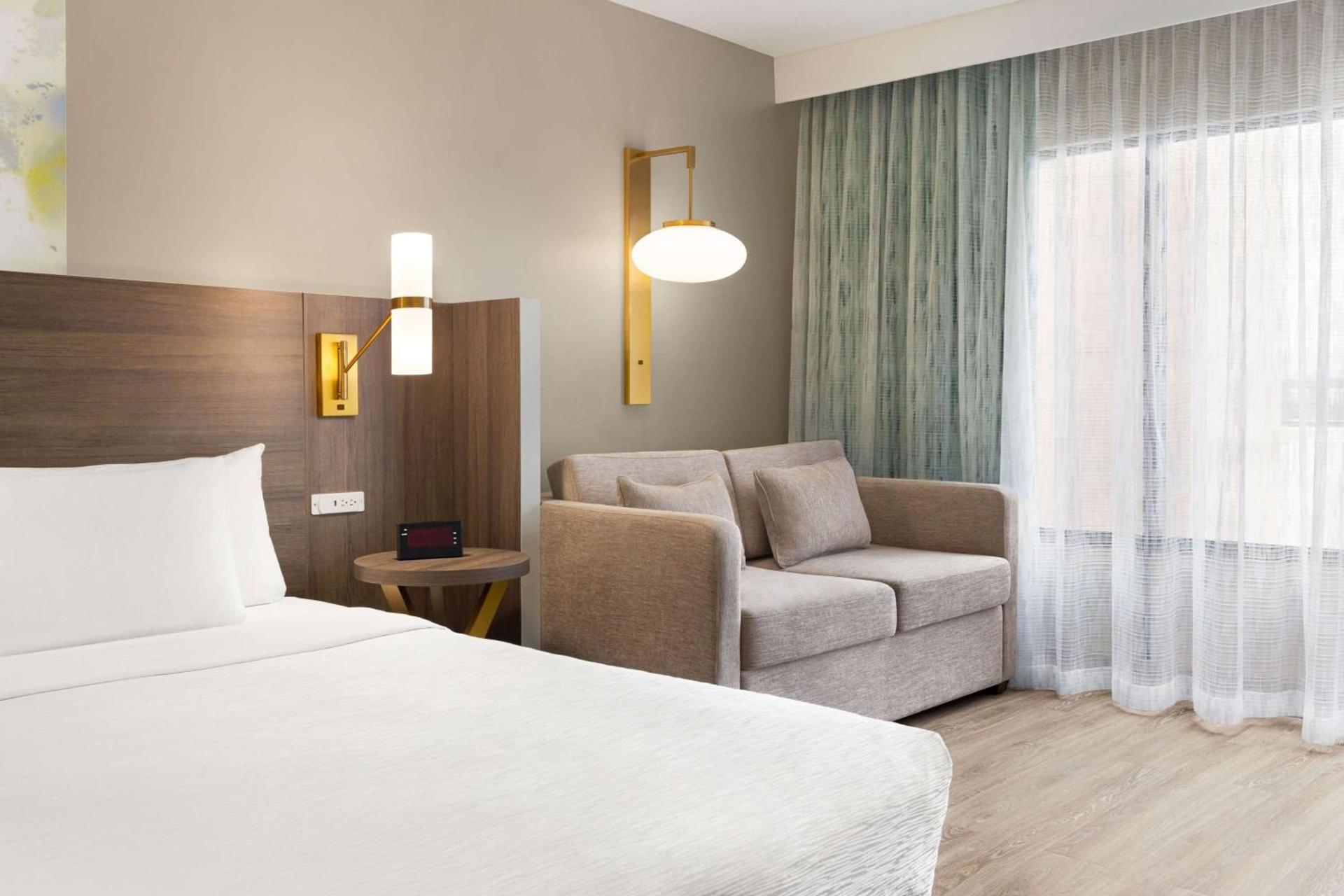 Garner Hotel Totowa by IHG photo 12