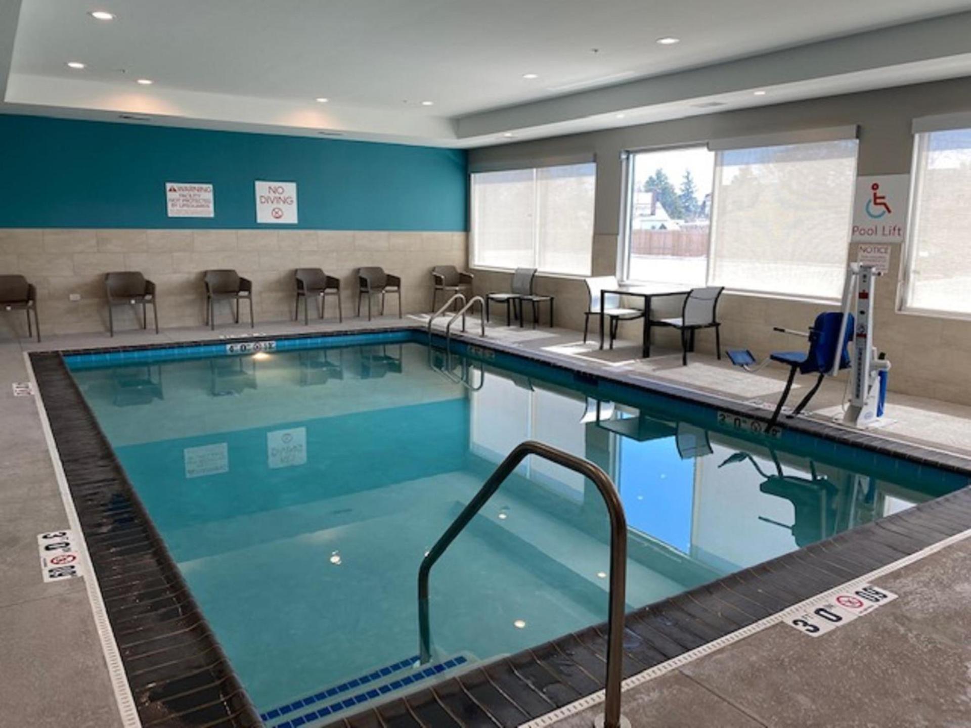 avid hotels - Chicago O Hare - Des Plaines photo 15