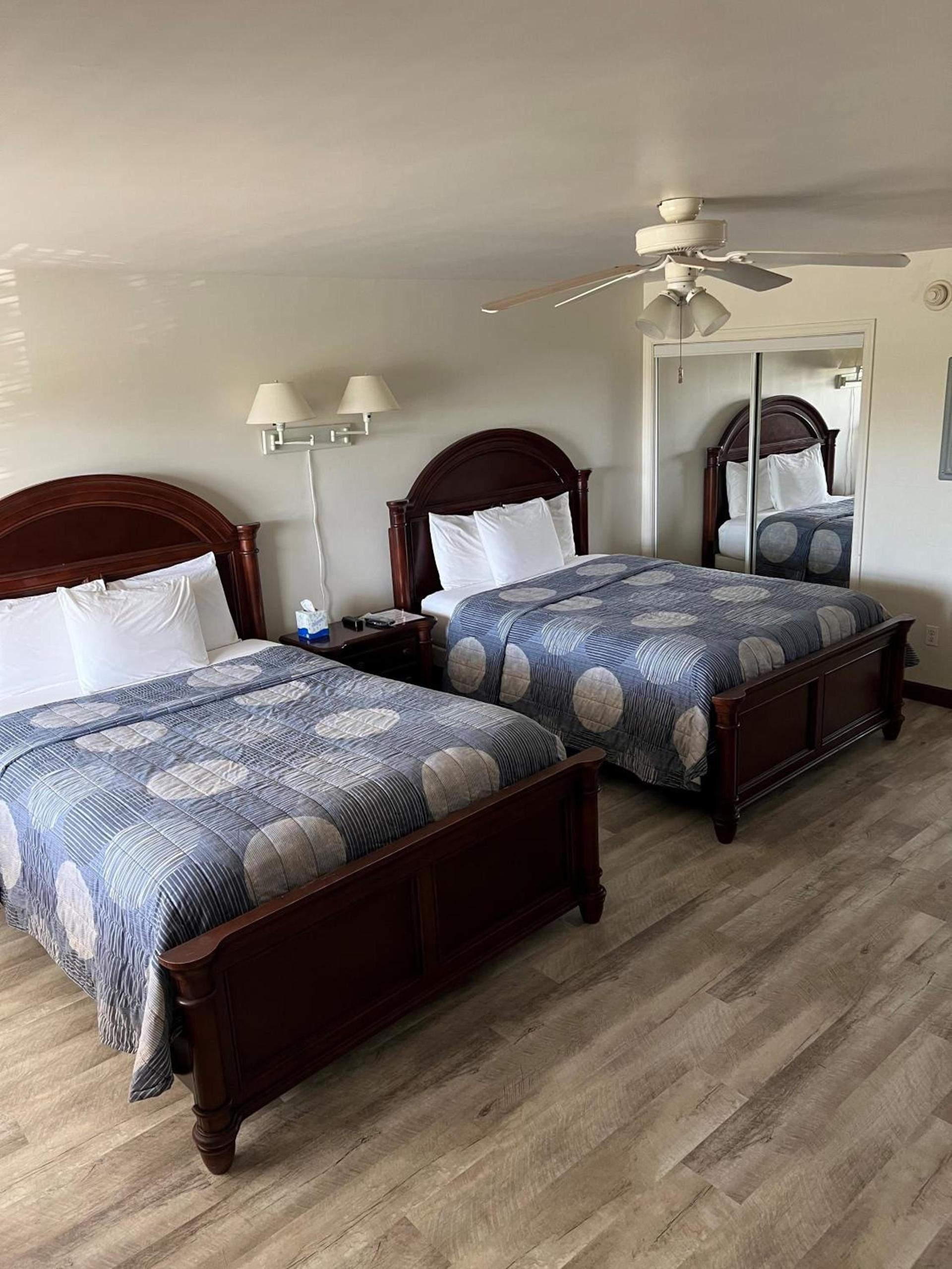 Shore Stay Suites photo 2