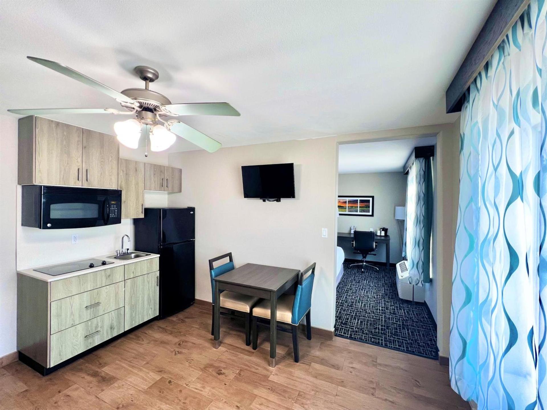 La Quinta by Wyndham Pharr North McAllen photo 6