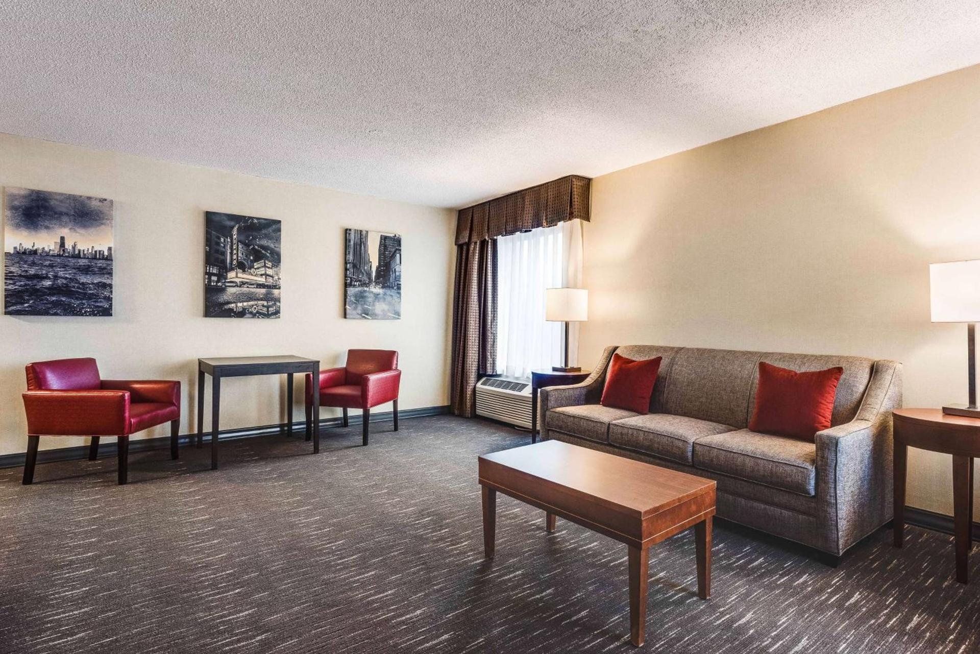 Best Western Chicago - Downers Grove photo 7