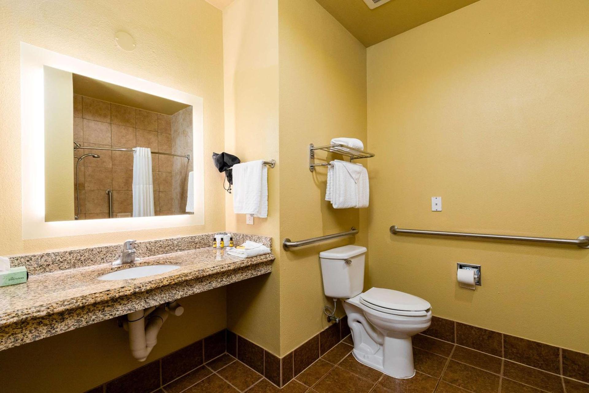 Best Western Plus Portland photo 29