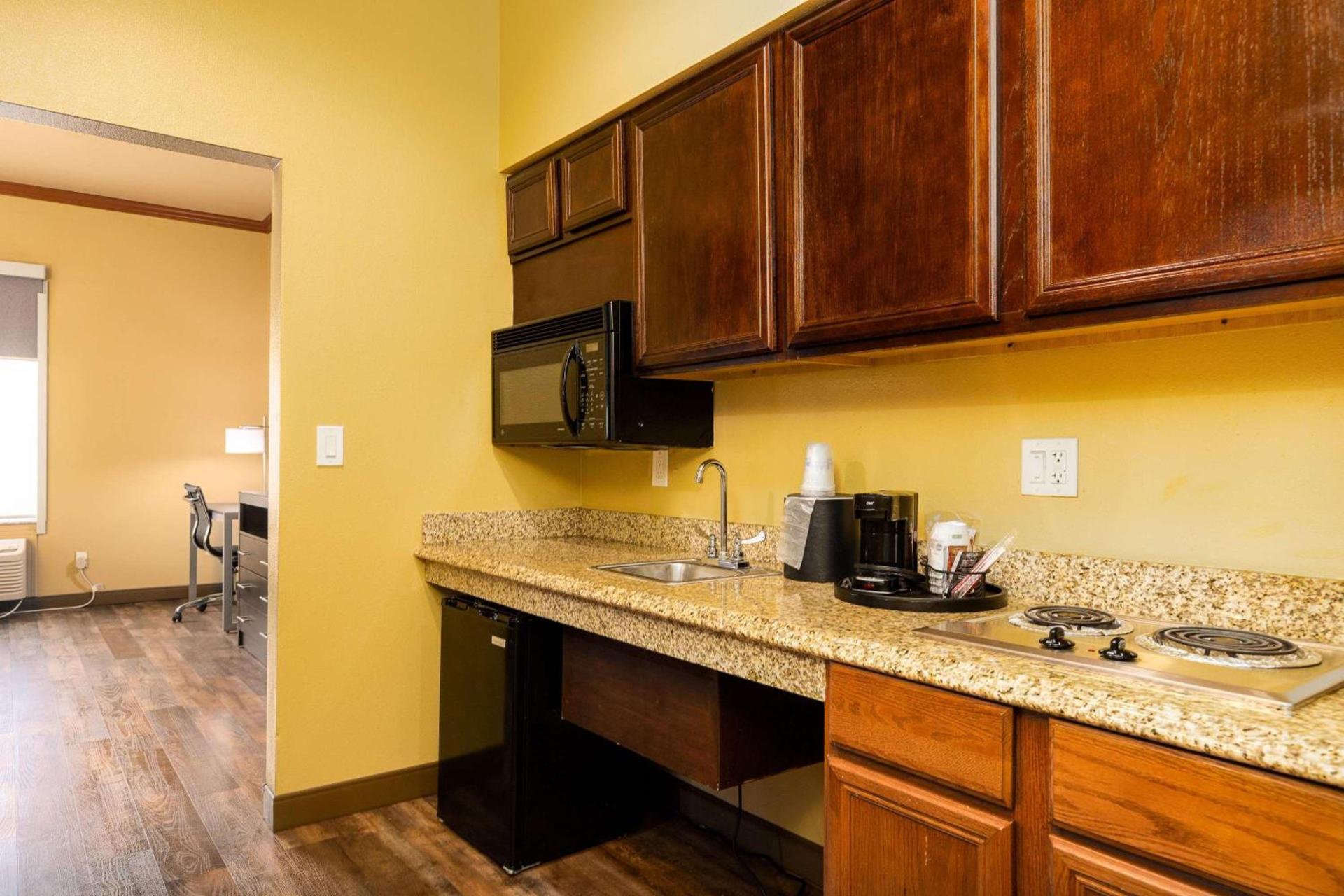 Best Western Plus Portland photo 13
