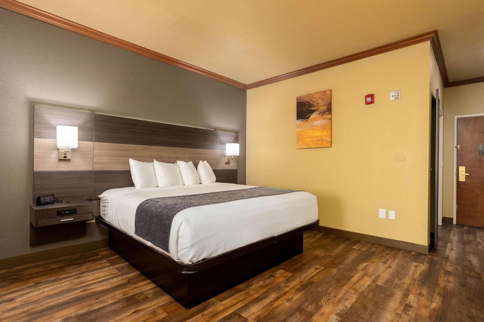 Best Western Plus Portland photo 7