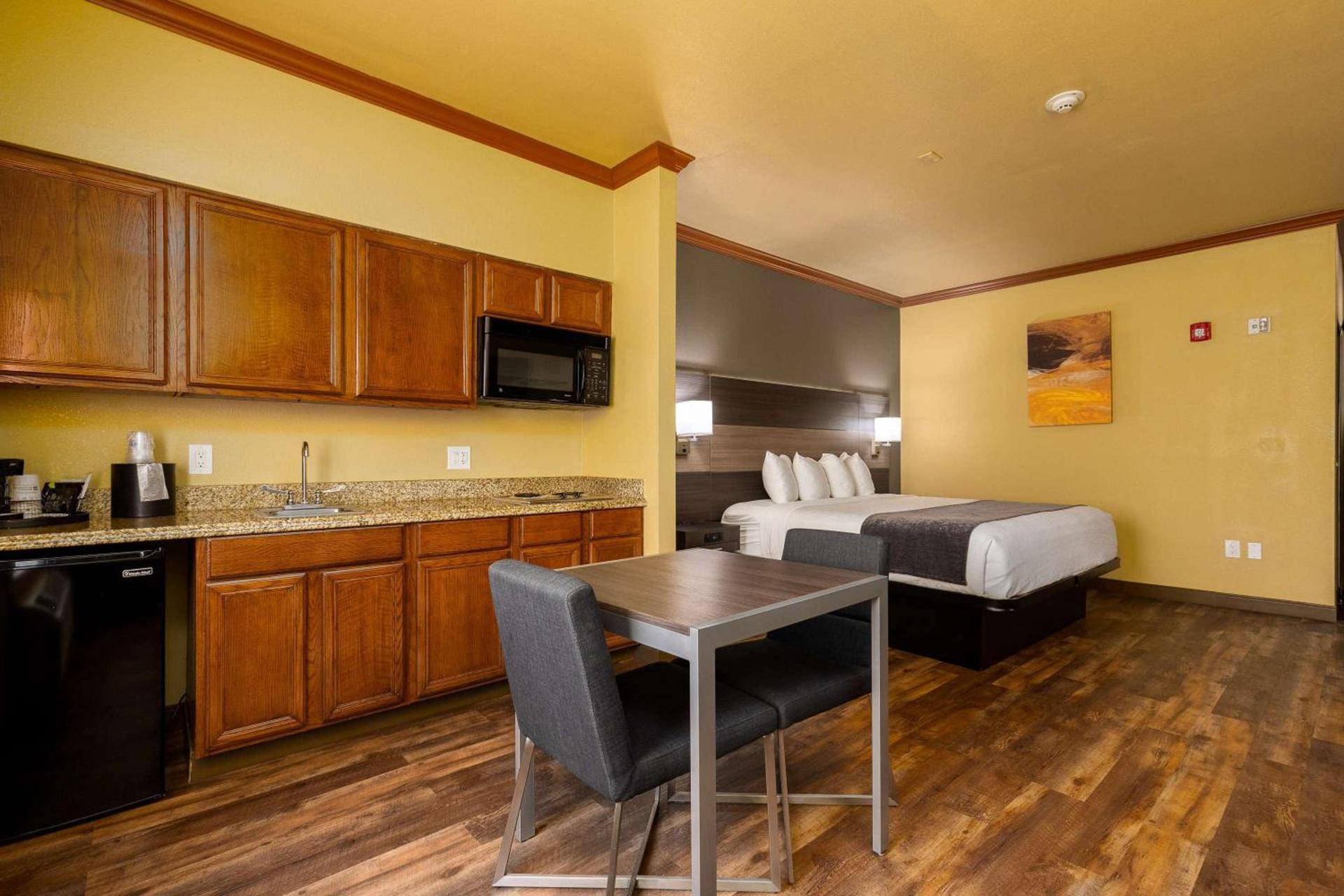 Best Western Plus Portland photo 3
