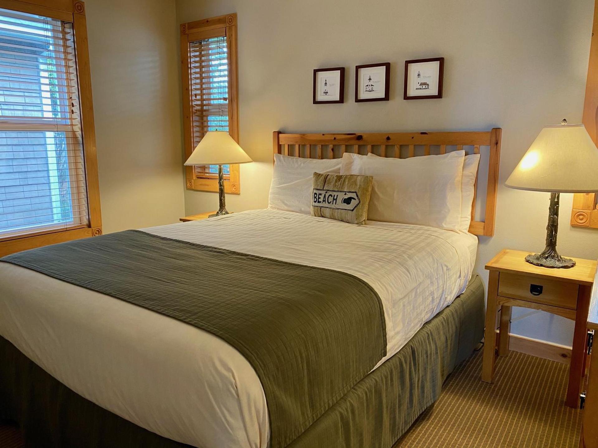Lighthouse Inn photo 46