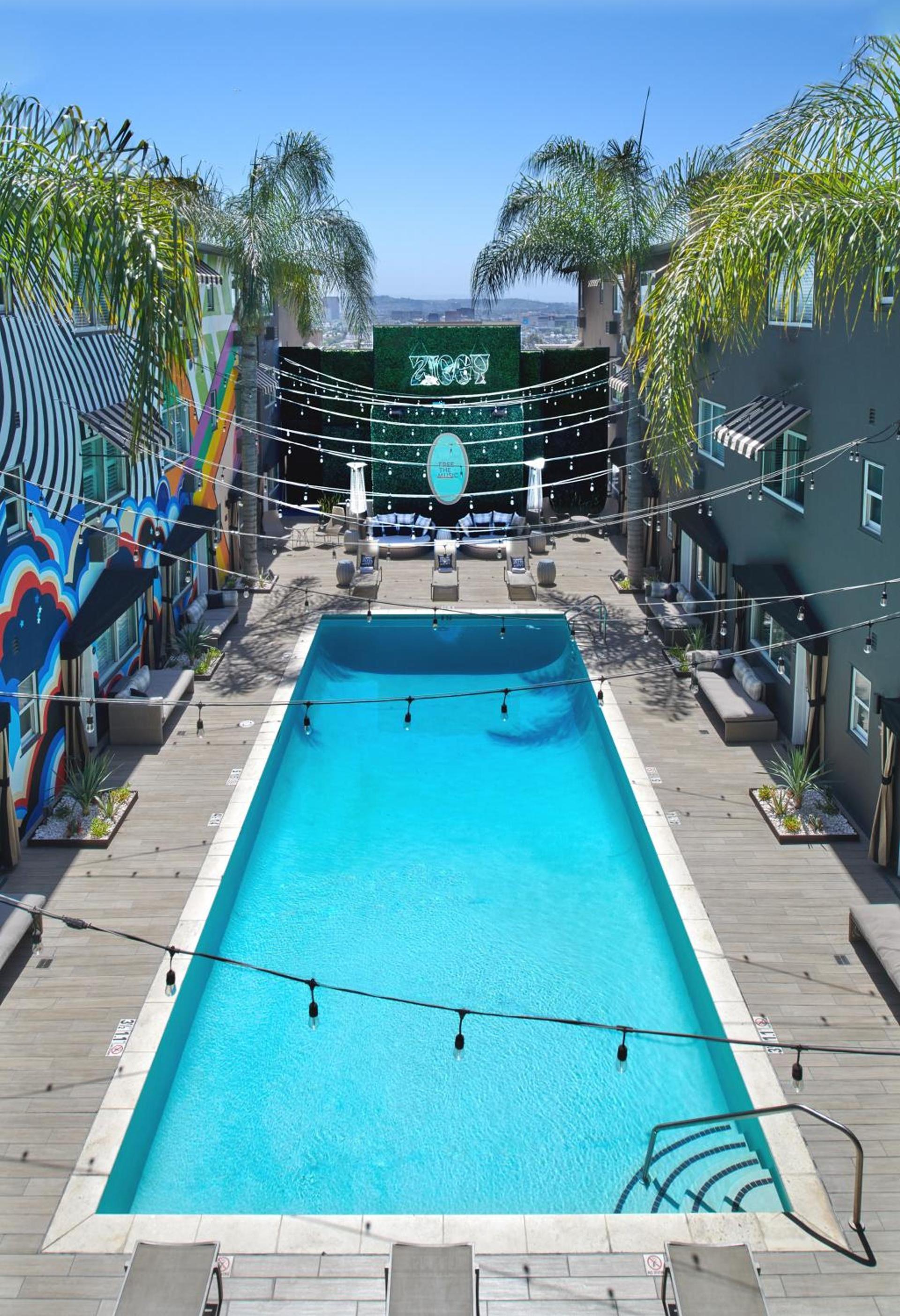Hotel Ziggy On Sunset photo 4