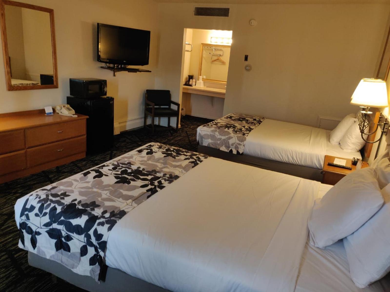 Skyline Motor Inn photo 24