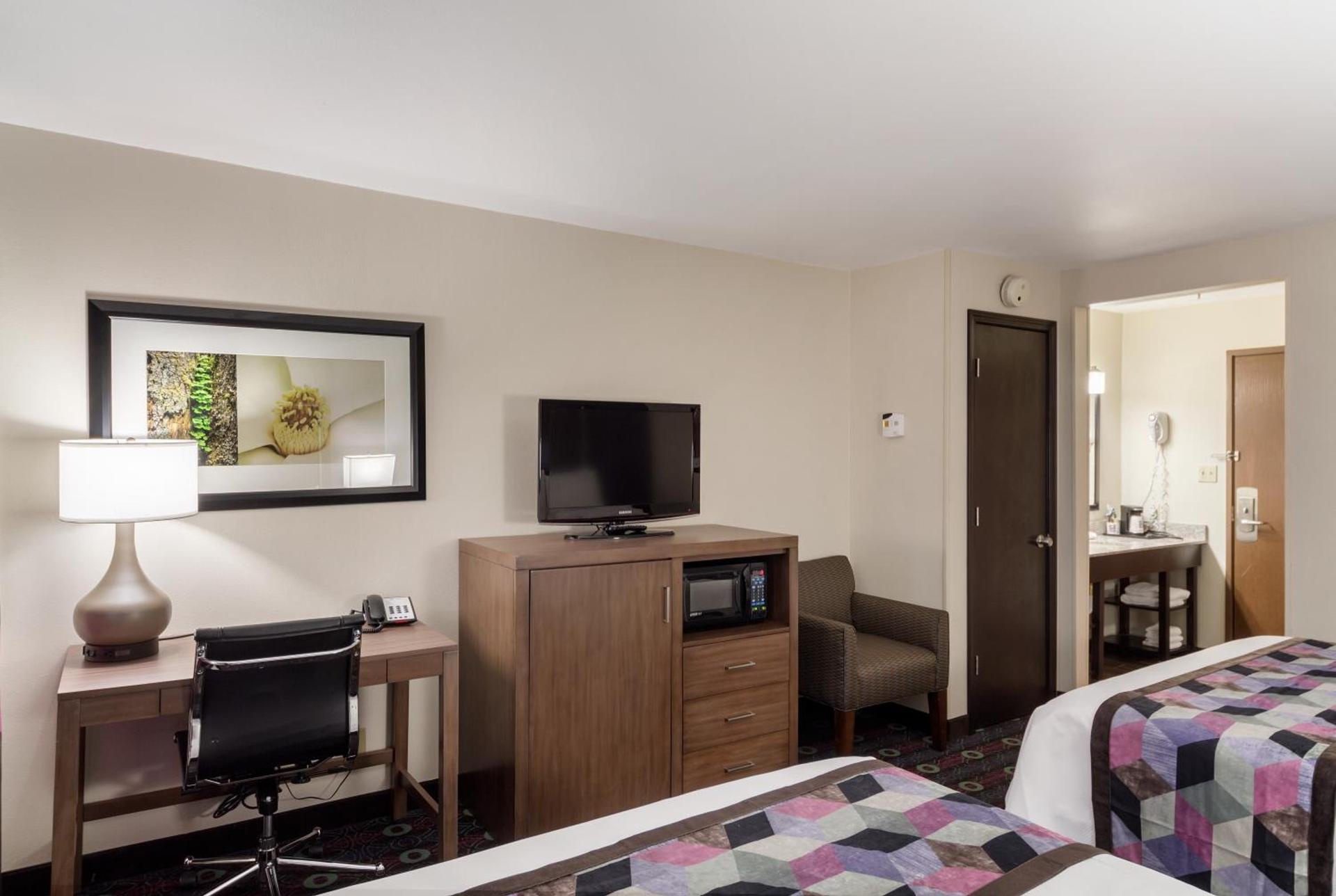 Comfort Inn Tulsa Midtown photo 46