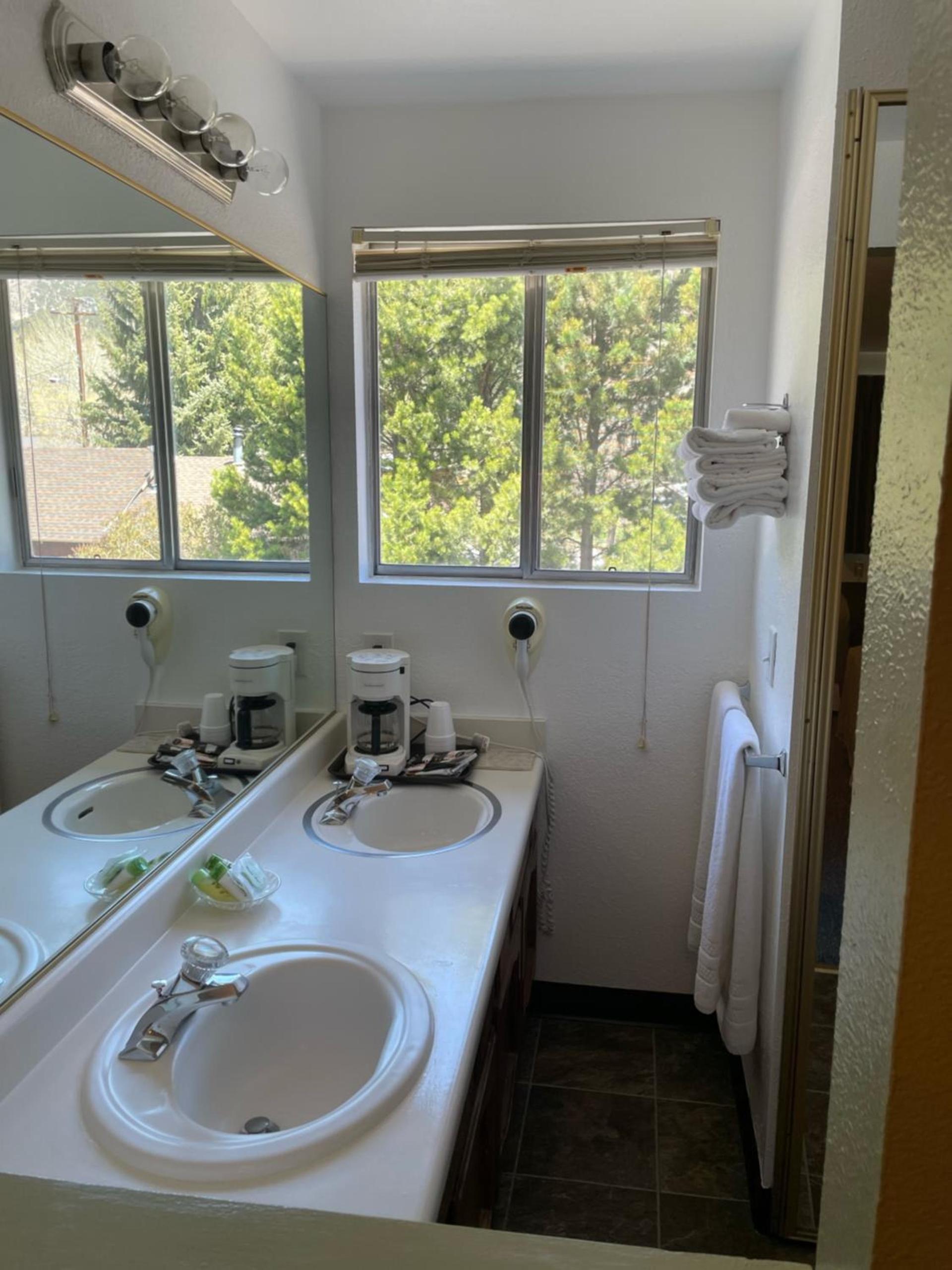 Murphey's Motel LLC photo 28